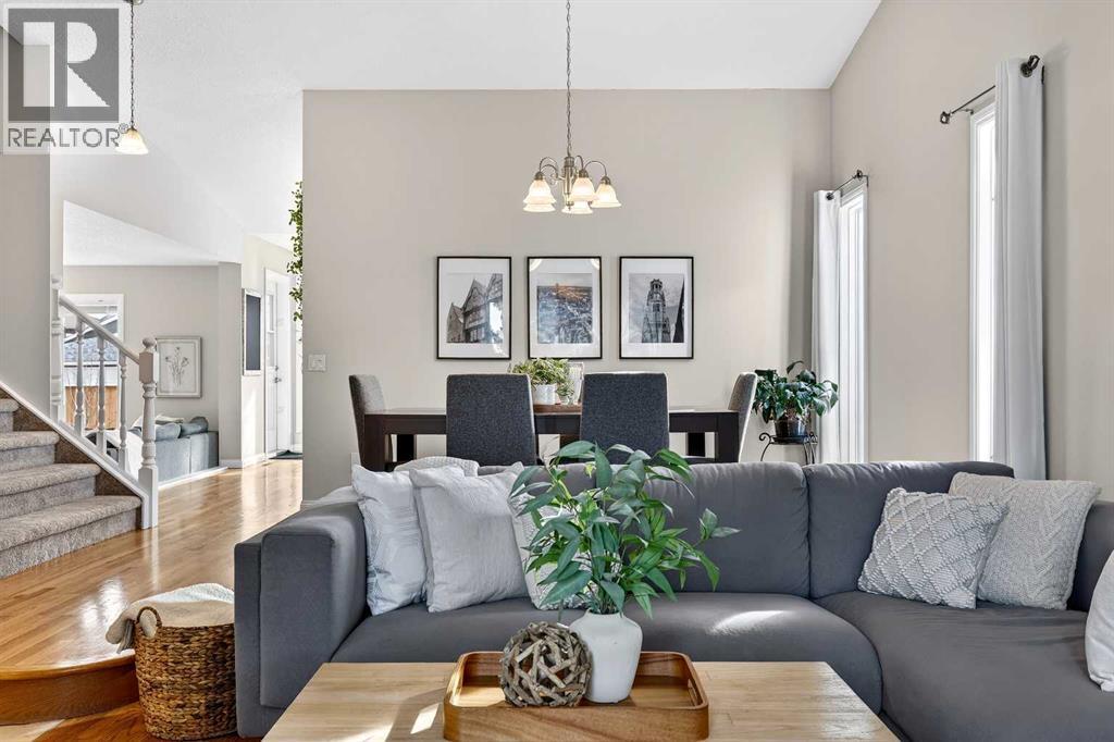 256 Sunmills Place Se, Calgary, Alberta  T2X 2P2 - Photo 8 - A2288975