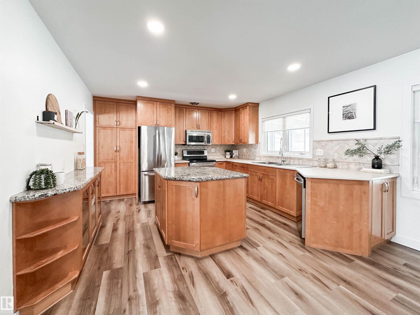 4 Balmoral Dr, St. Albert, Alberta  T8N 0B8 - Photo 5 - E4477117