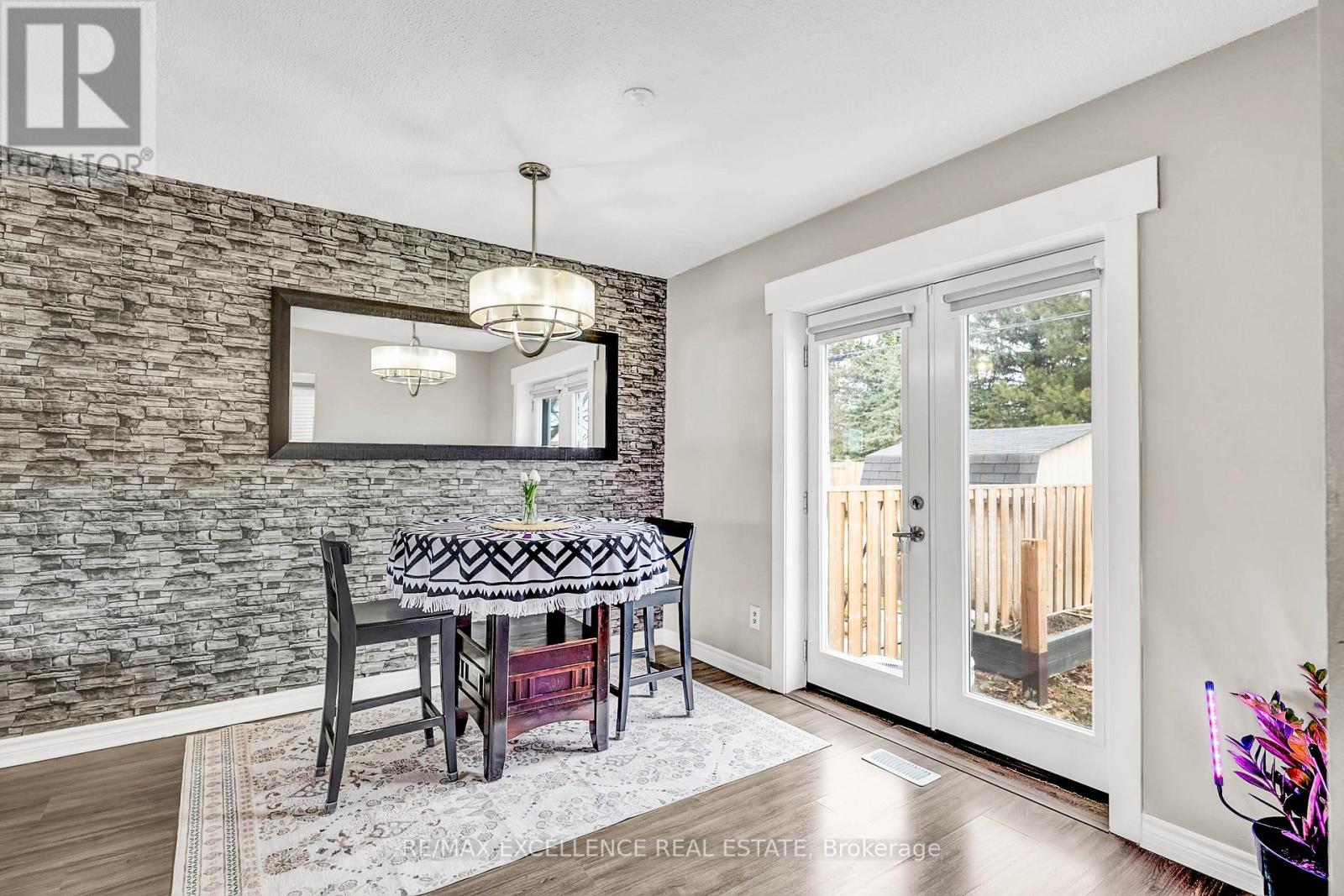 231 Rosedale Drive, Whitby (Downtown Whitby), Ontario  L1N 1Z2 - Photo 11 - E12876930