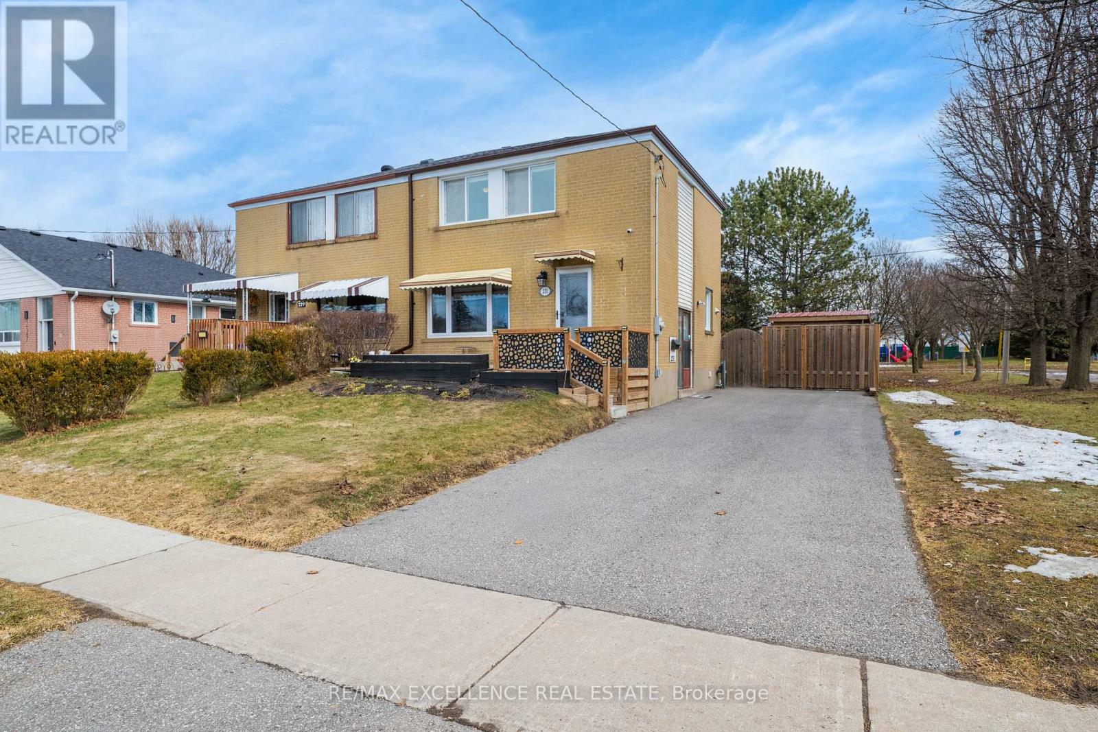 231 Rosedale Drive, Whitby (Downtown Whitby), Ontario  L1N 1Z2 - Photo 2 - E12876930