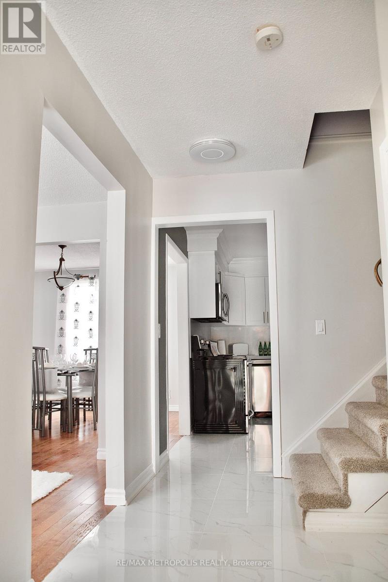 1405 Manitou Drive, Oshawa (Samac), Ontario  L1G 7R2 - Photo 10 - E12877040