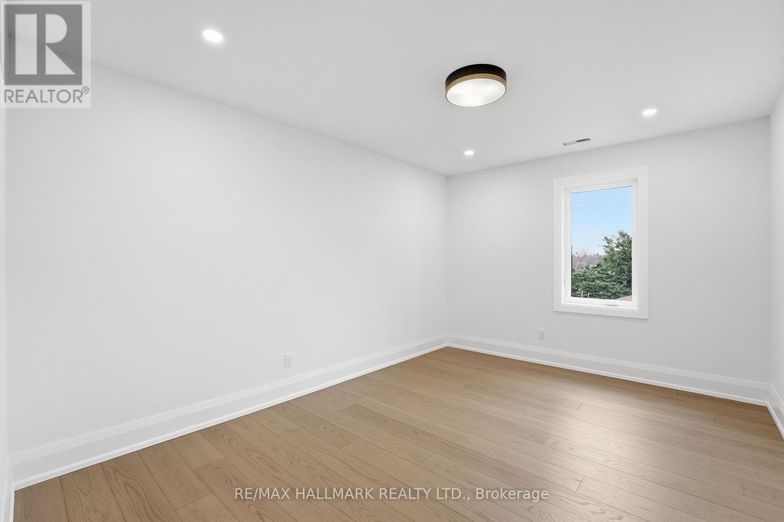 49 Greendowns Drive, Toronto, Ontario  M1M 2G6 - Photo 18 - E12877064