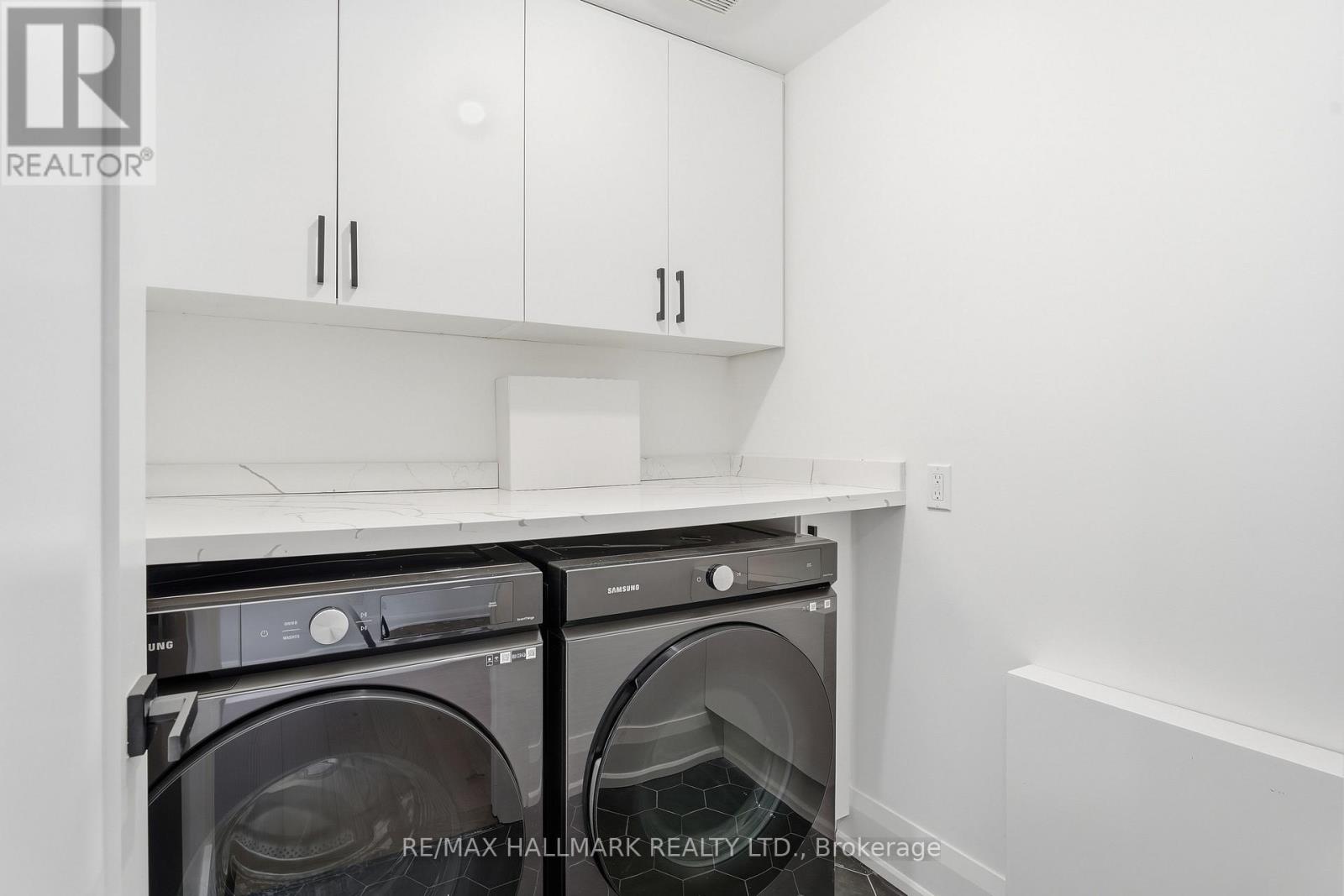 49 Greendowns Drive, Toronto, Ontario  M1M 2G6 - Photo 19 - E12877064