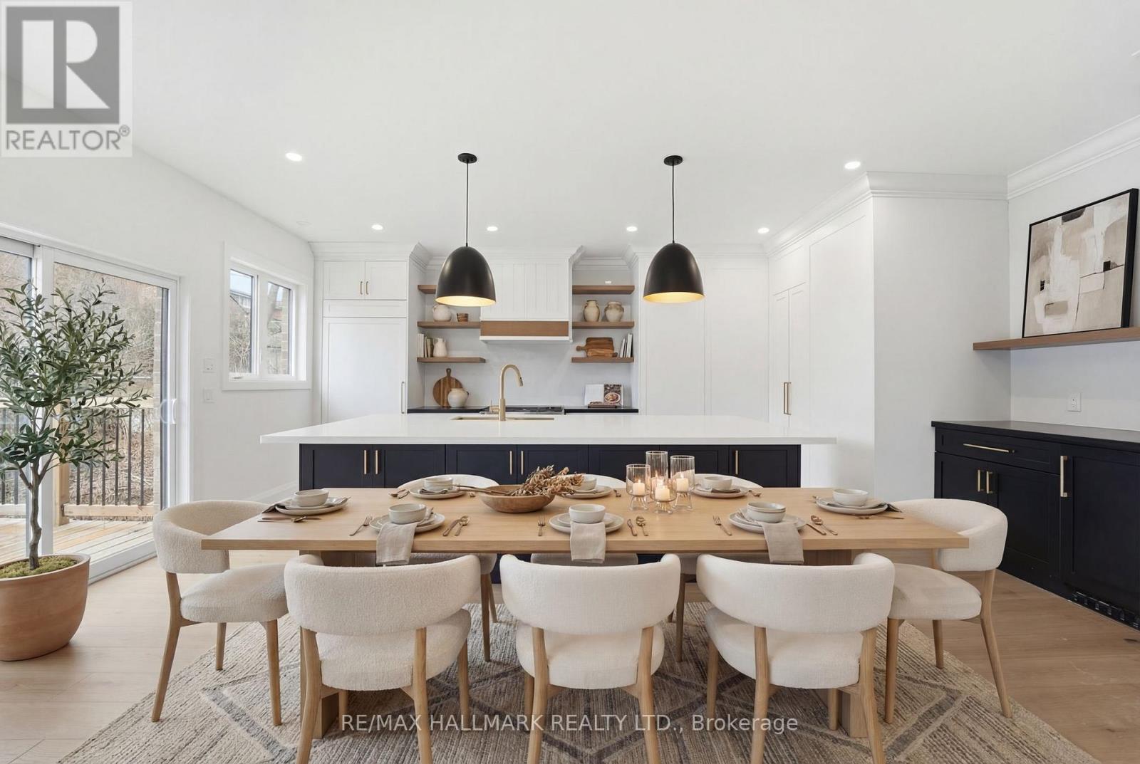 49 Greendowns Drive, Toronto, Ontario  M1M 2G6 - Photo 2 - E12877064