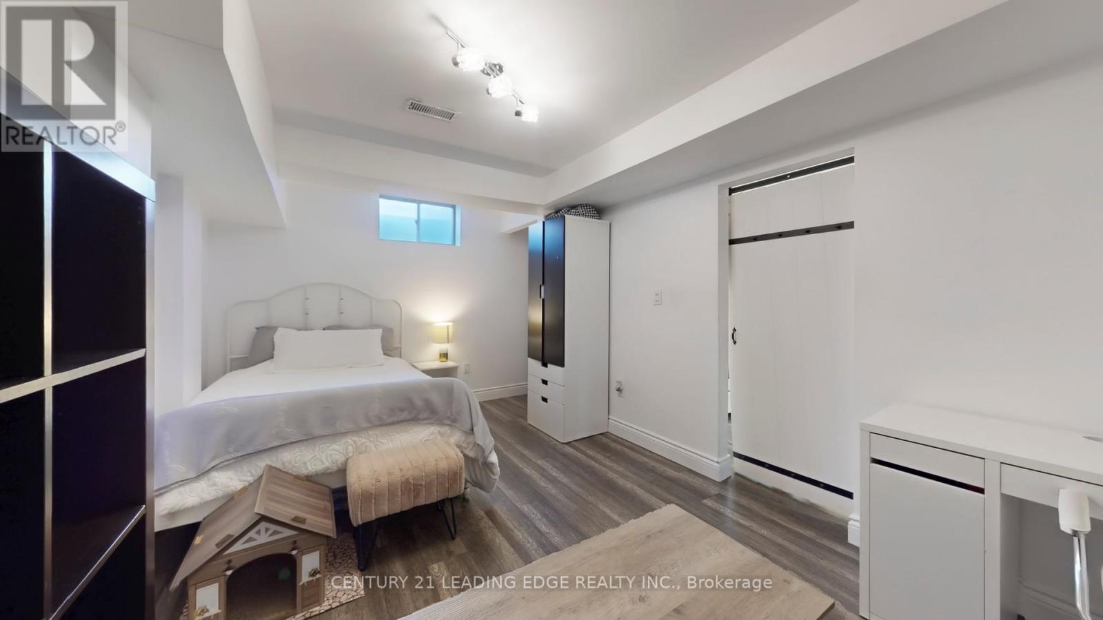 1574 Edgecroft Drive, Pickering (Duffin Heights), Ontario  L1V 2P8 - Photo 29 - E12877104