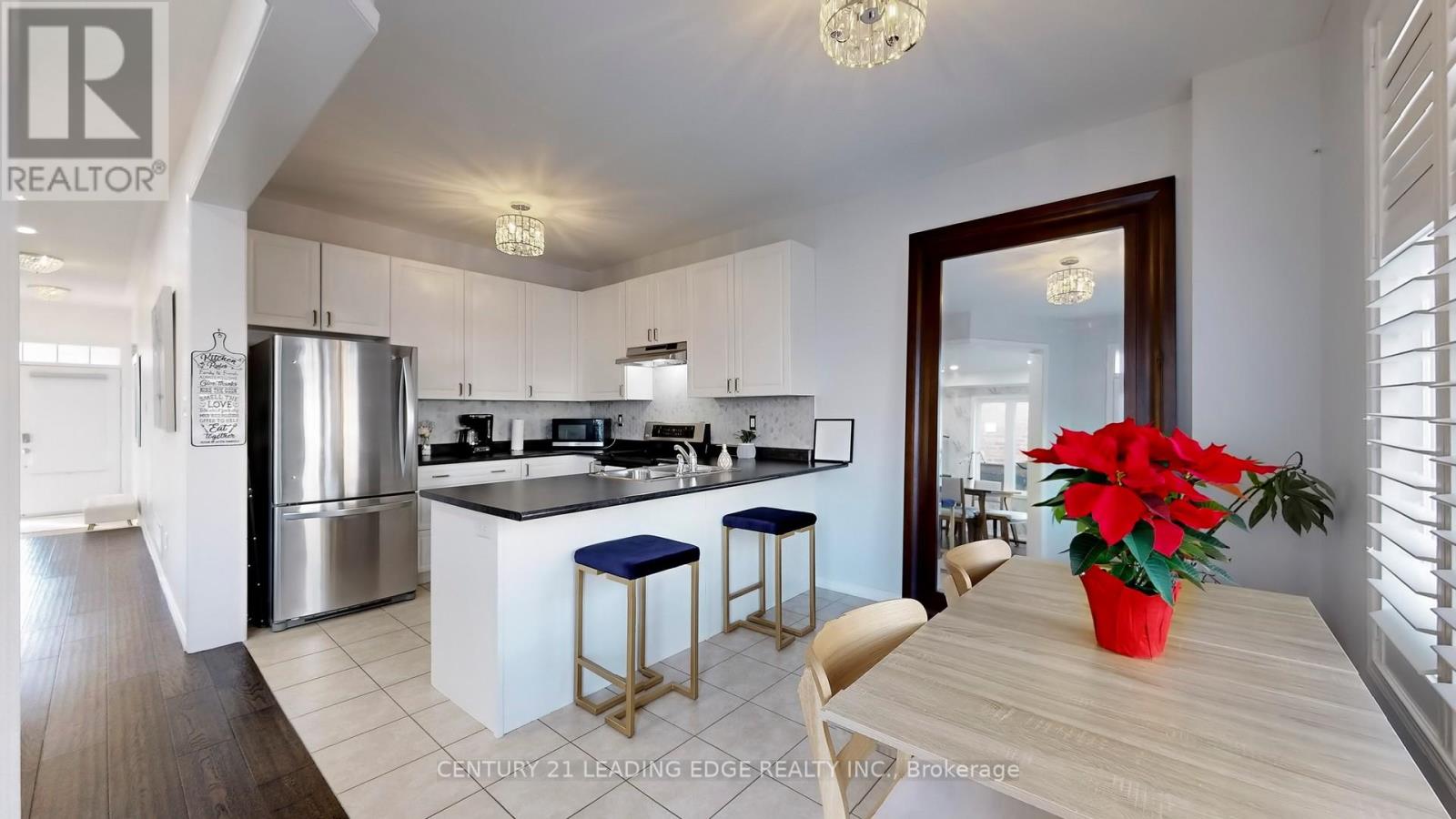 1574 Edgecroft Drive, Pickering (Duffin Heights), Ontario  L1V 2P8 - Photo 8 - E12877104