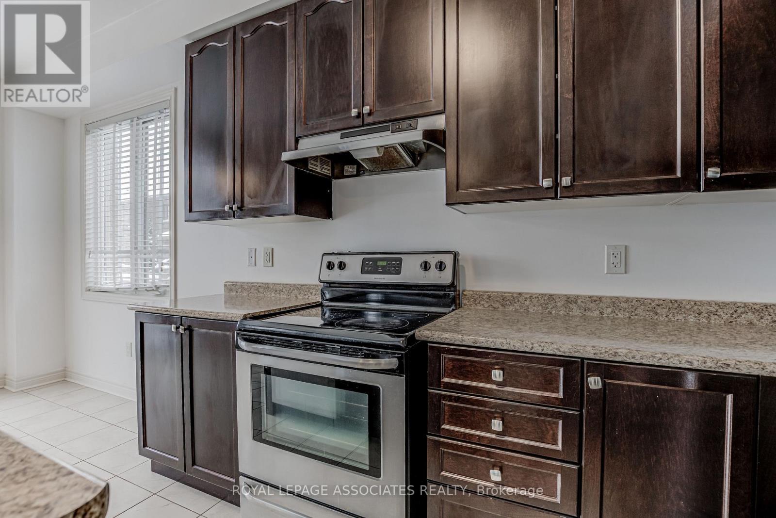 25 Gallagher Crescent, New Tecumseth (Alliston), Ontario  L9R 0P3 - Photo 20 - N12876882