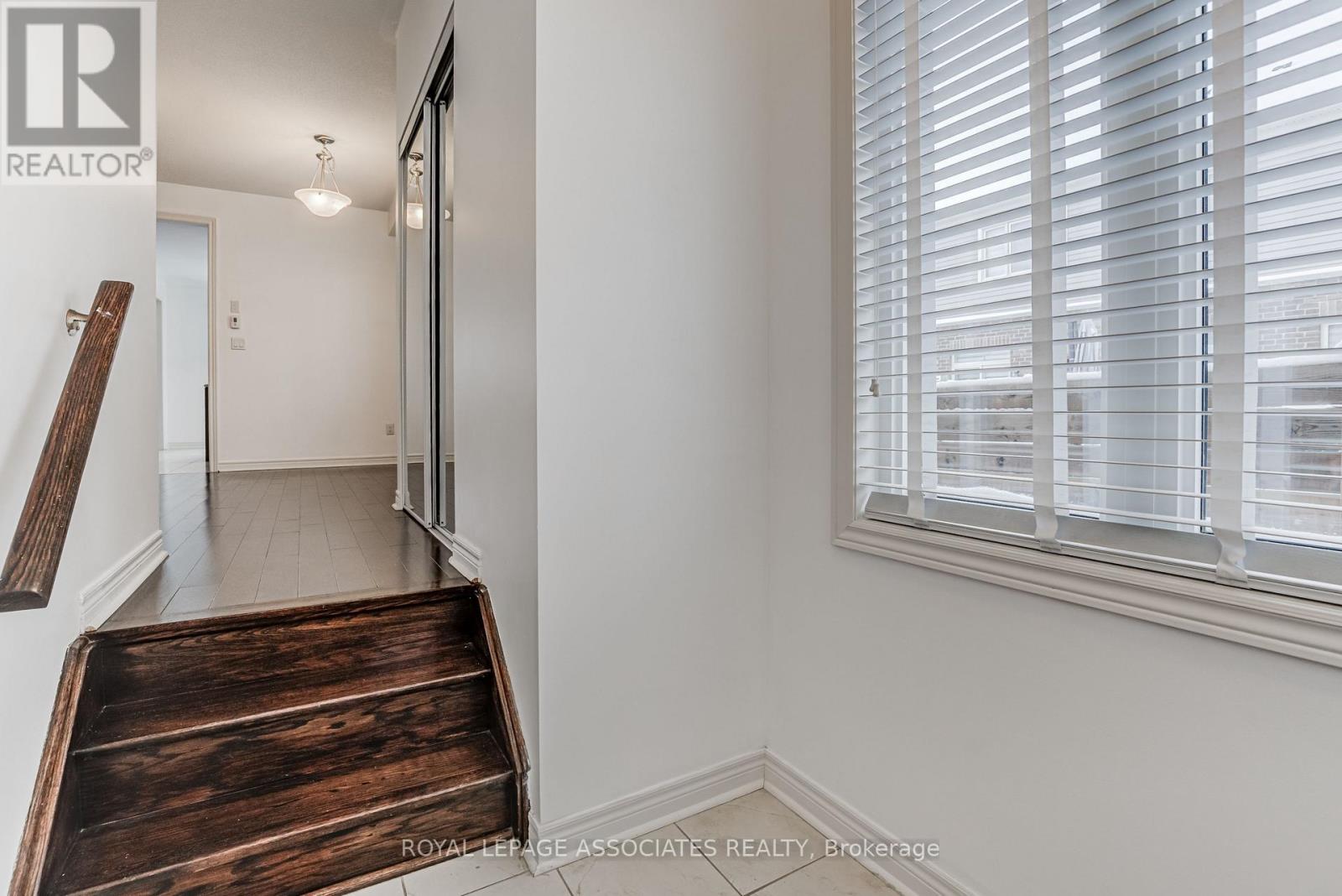 25 Gallagher Crescent, New Tecumseth (Alliston), Ontario  L9R 0P3 - Photo 4 - N12876882