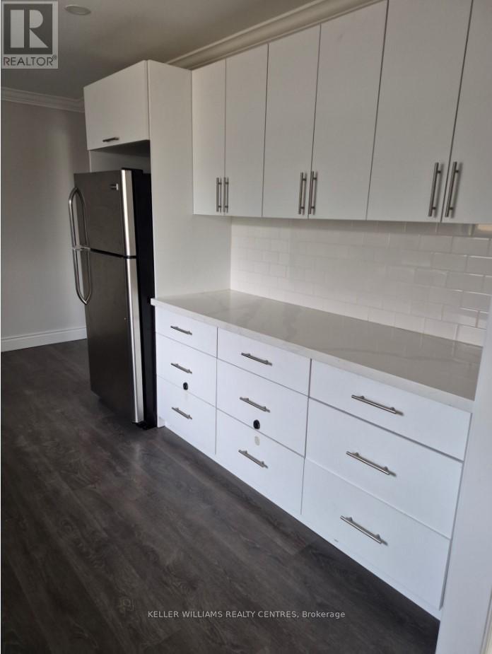 Upper - 782 Botany Hill Crescent, Newmarket, Ontario  L3Y 3A8 - Photo 6 - N12876914