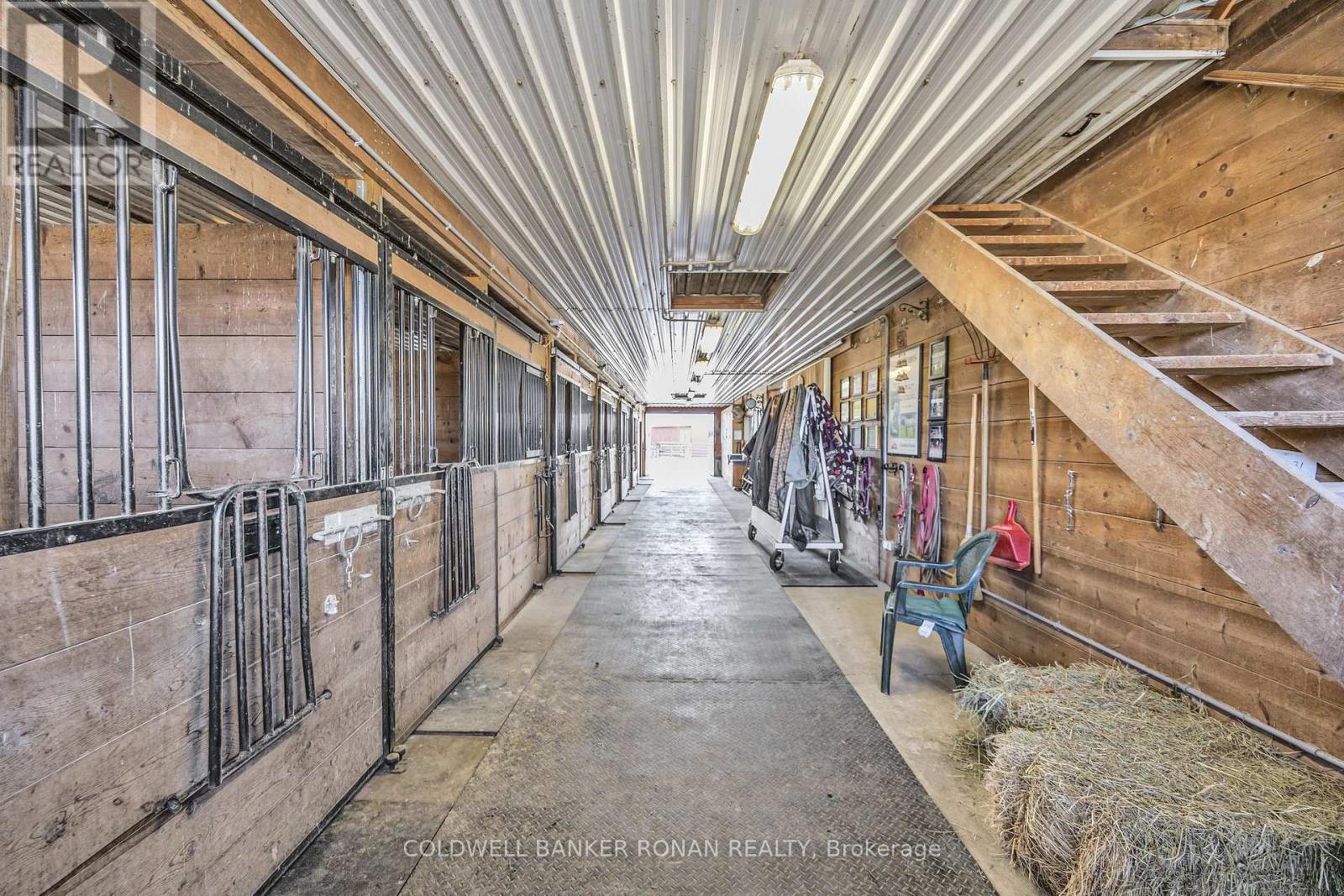 8058 20th Side Road, Adjala-Tosorontio, Ontario  L0G 1L0 - Photo 35 - N12876938