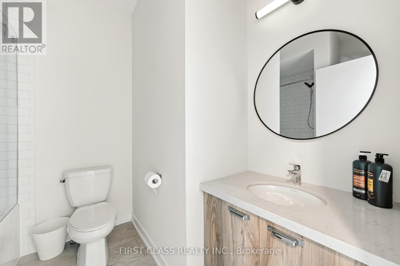 25 Bullate Lane, Richmond Hill, Ontario  L4B 0J5 - Photo 10 - N12876978