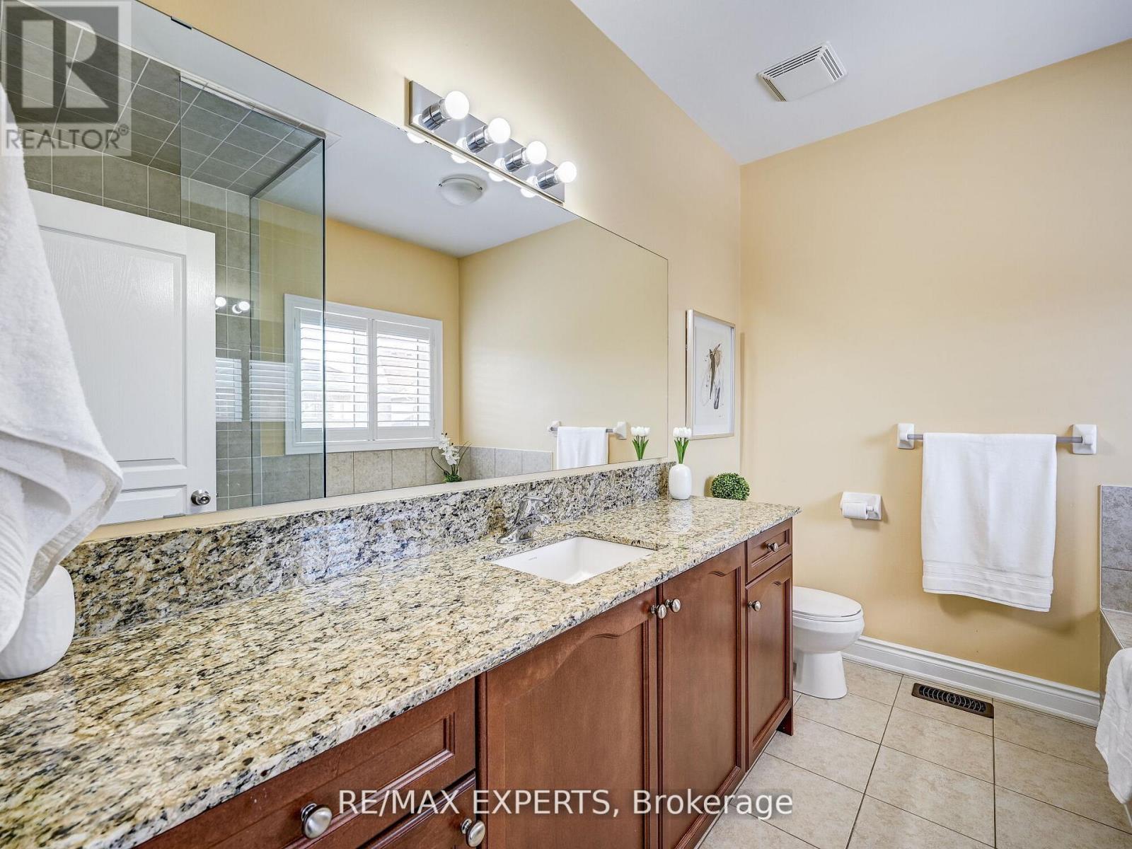 25 Killington Avenue, Vaughan, Ontario  L4H 3Y5 - Photo 17 - N12877020