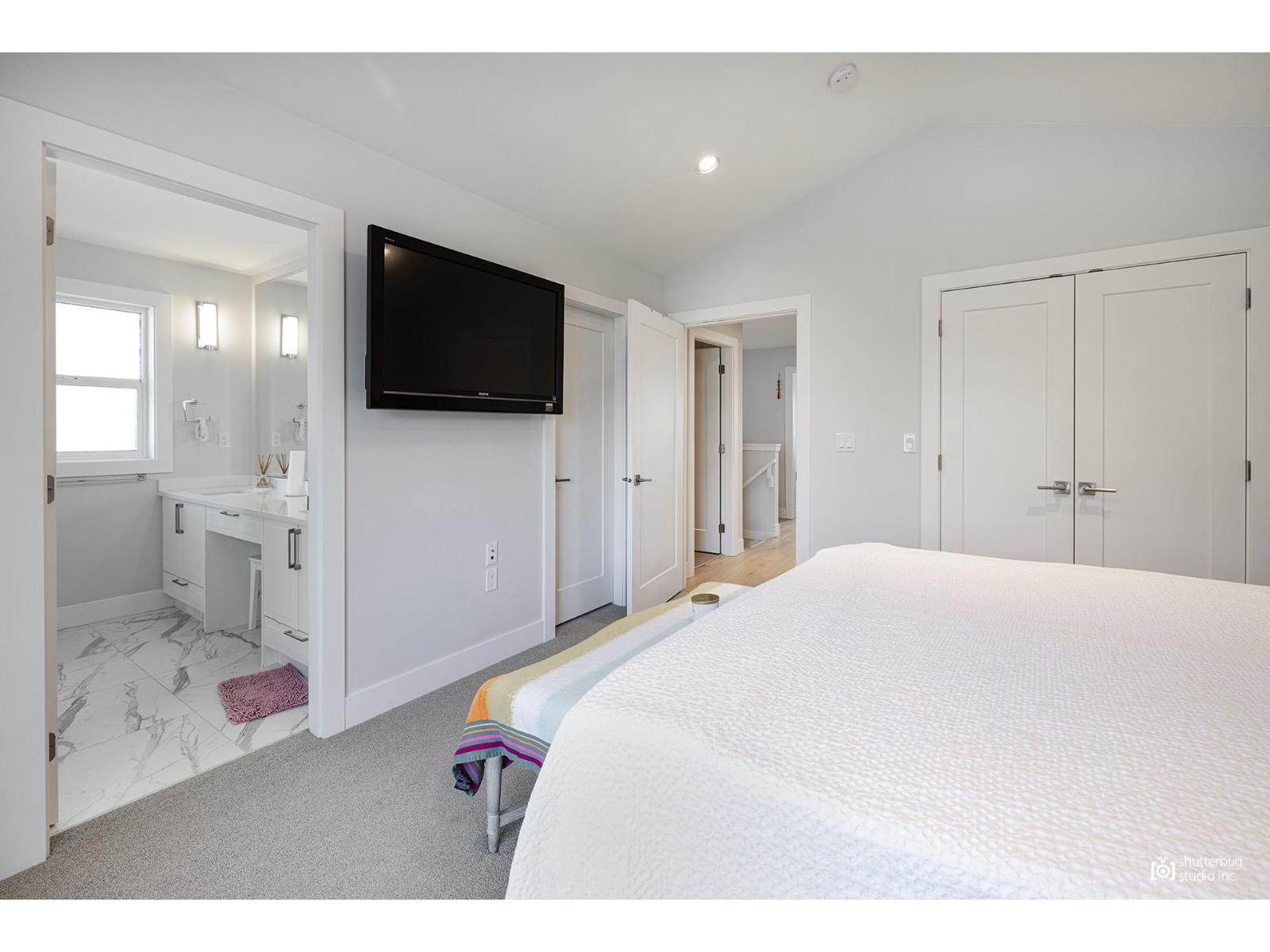 16475 21a Avenue, Surrey, British Columbia  V3Z 0V5 - Photo 10 - R3099236