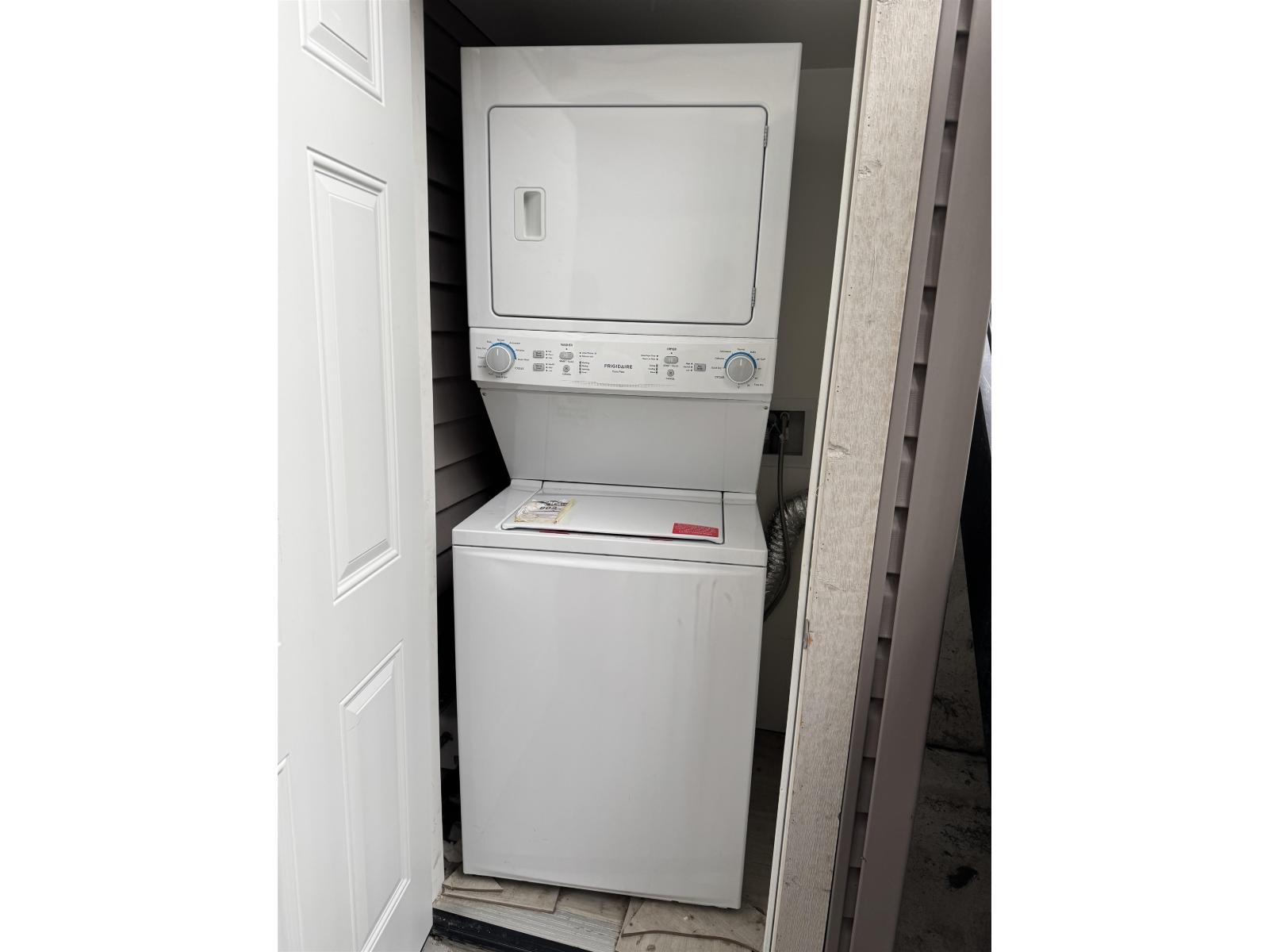 Basement 13048 60 Ave, Surrey, British Columbia  V3X 2L7 - Photo 2 - R3099249