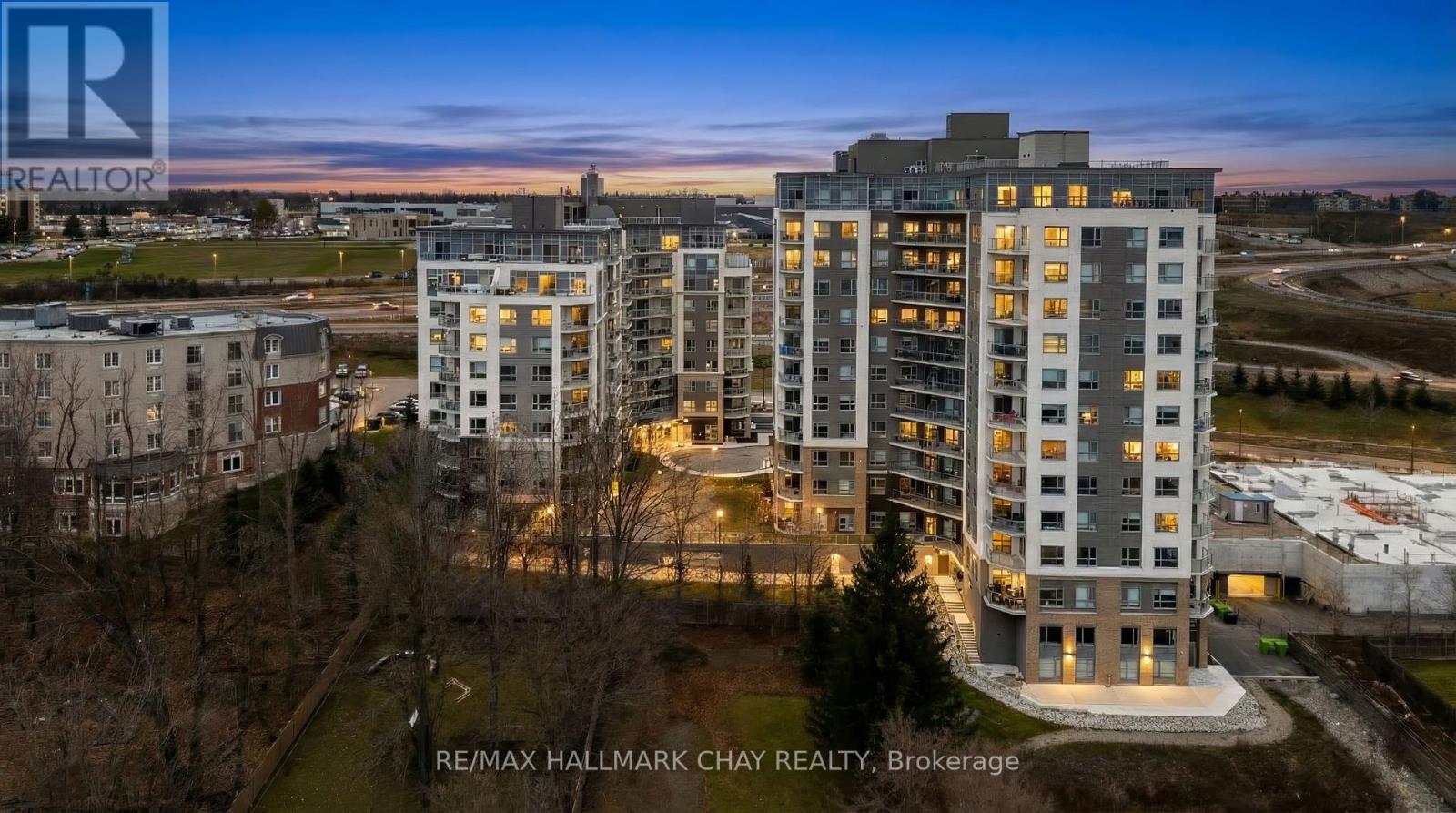 1105 - 58 Lakeside Terrace, Barrie (Little Lake), Ontario  L4N 9S2 - Photo 1 - S12876920