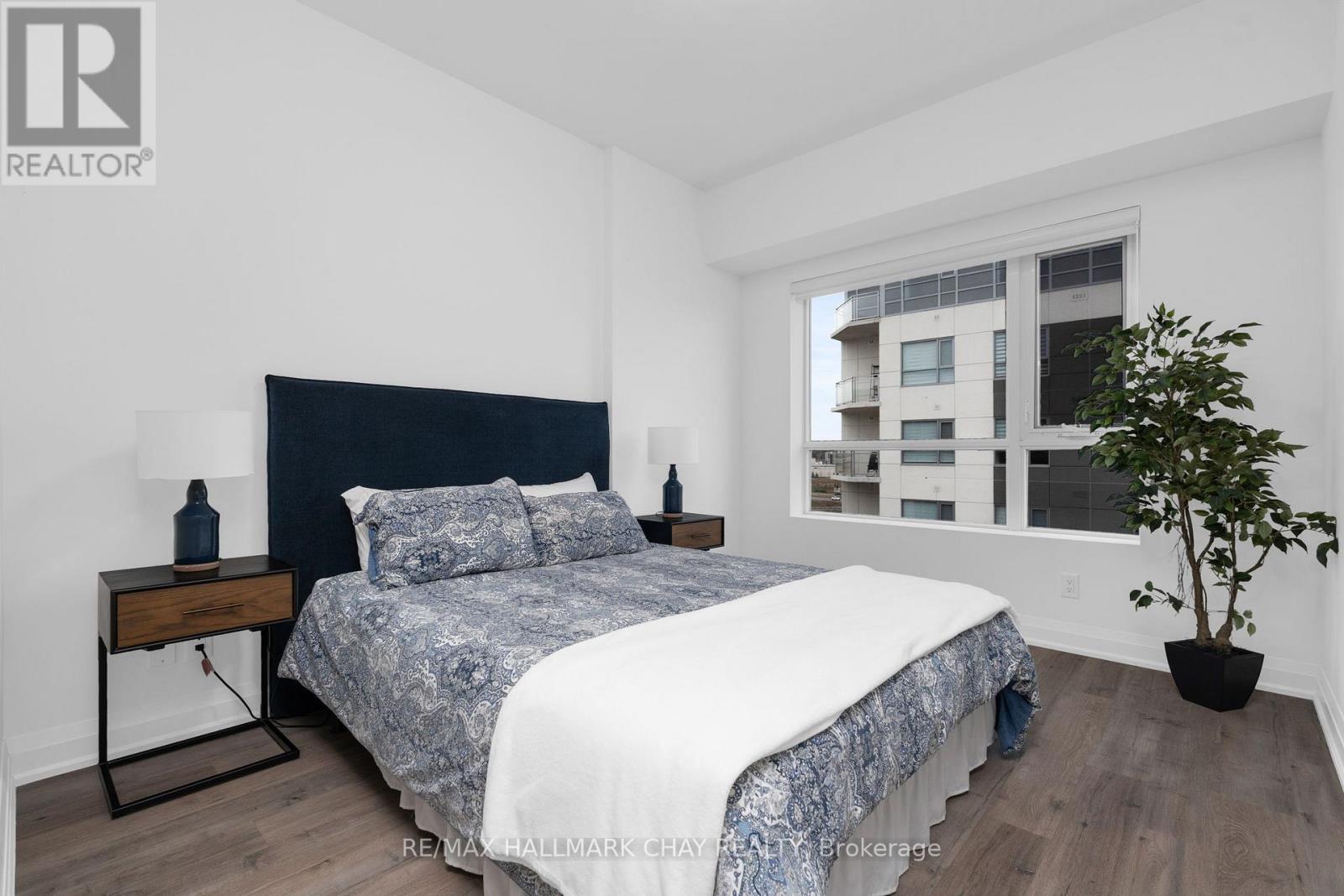 1105 - 58 Lakeside Terrace, Barrie (Little Lake), Ontario  L4N 9S2 - Photo 12 - S12876920