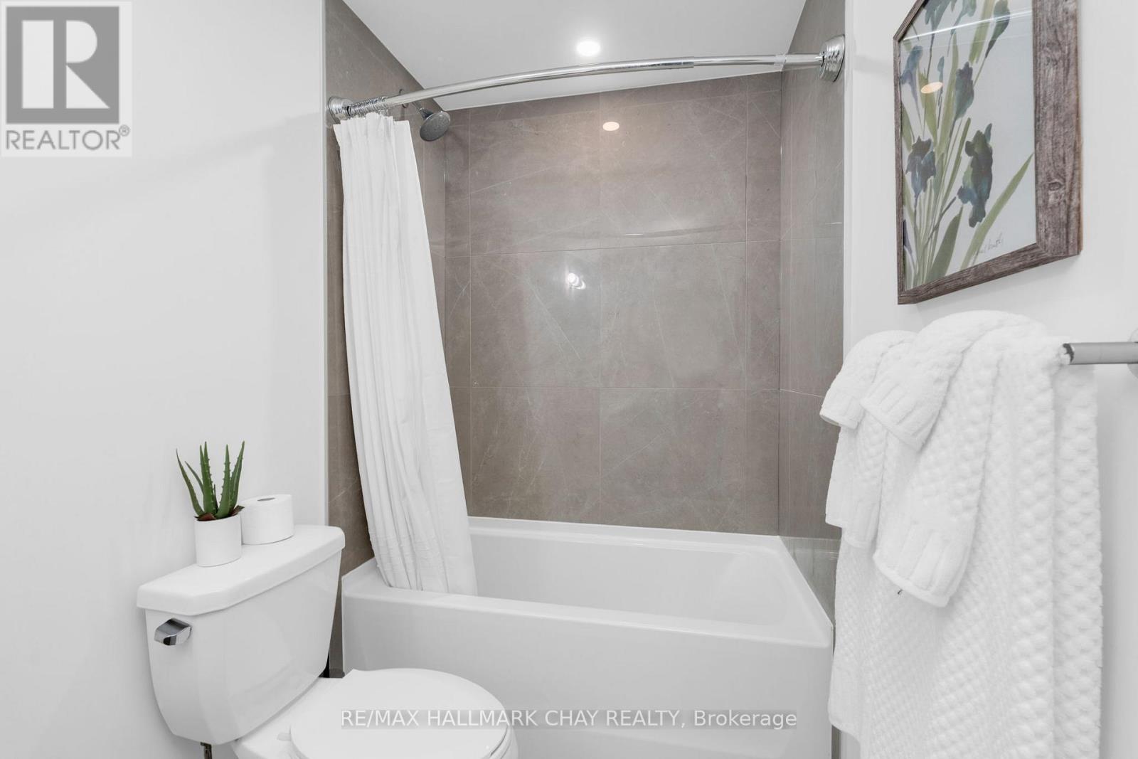 1105 - 58 Lakeside Terrace, Barrie (Little Lake), Ontario  L4N 9S2 - Photo 22 - S12876920