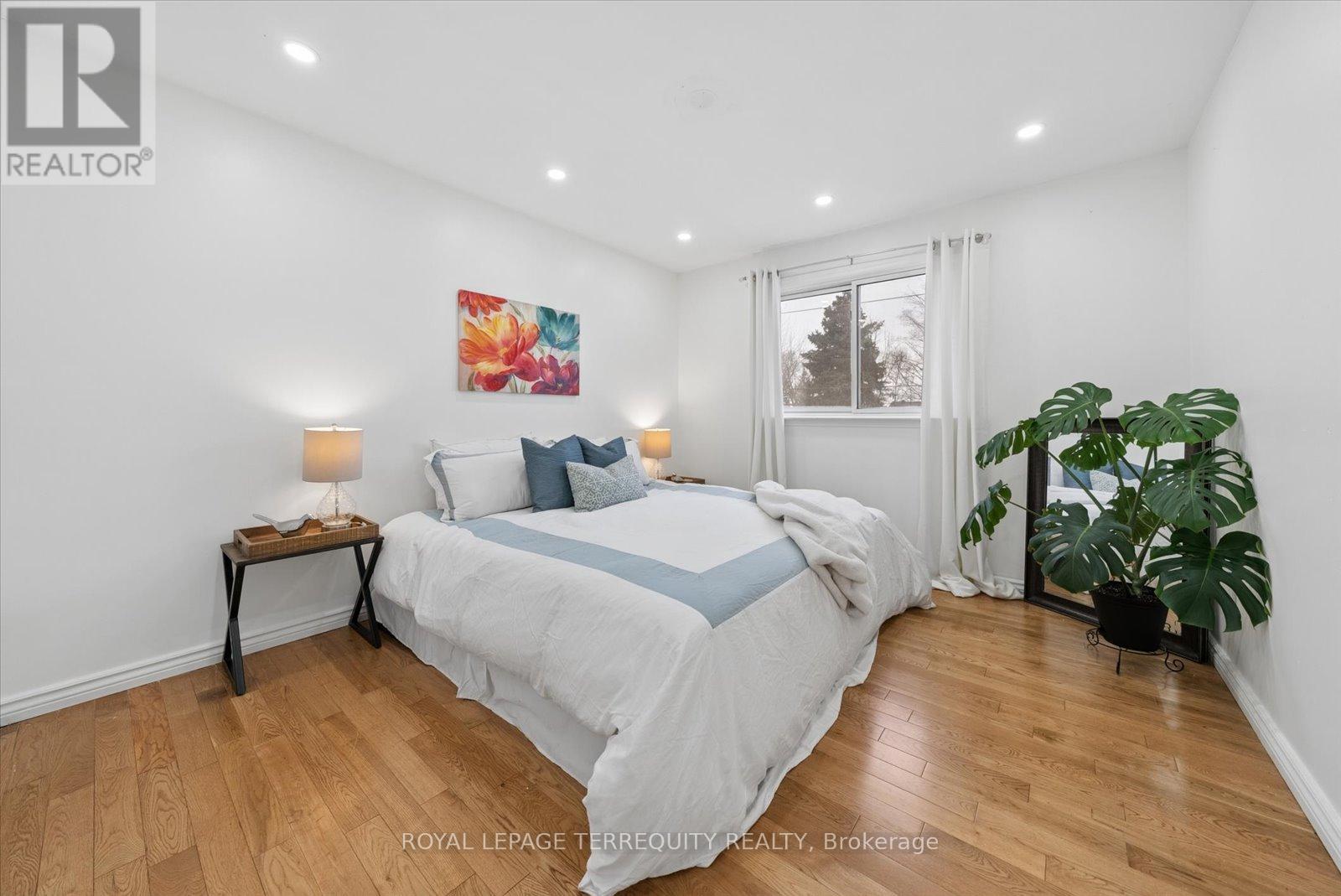 39 Baldwin Lane, Barrie (Allandale Heights), Ontario  L4N 2W2 - Photo 10 - S12877080