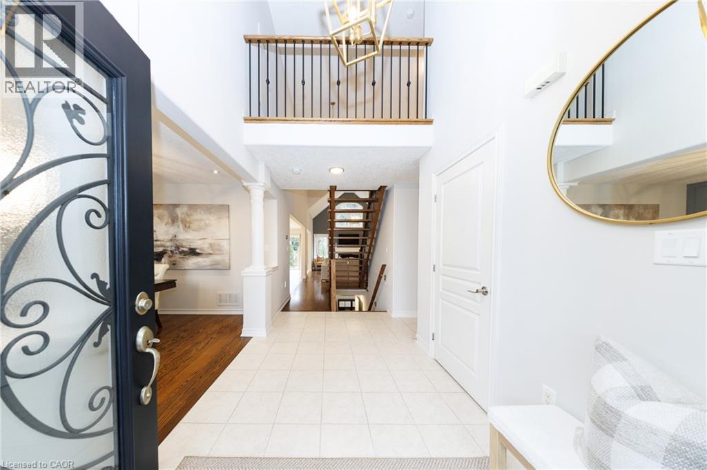 58 Tulip Street, Grimsby, Ontario  L3M 0B8 - Photo 4 - 40811640