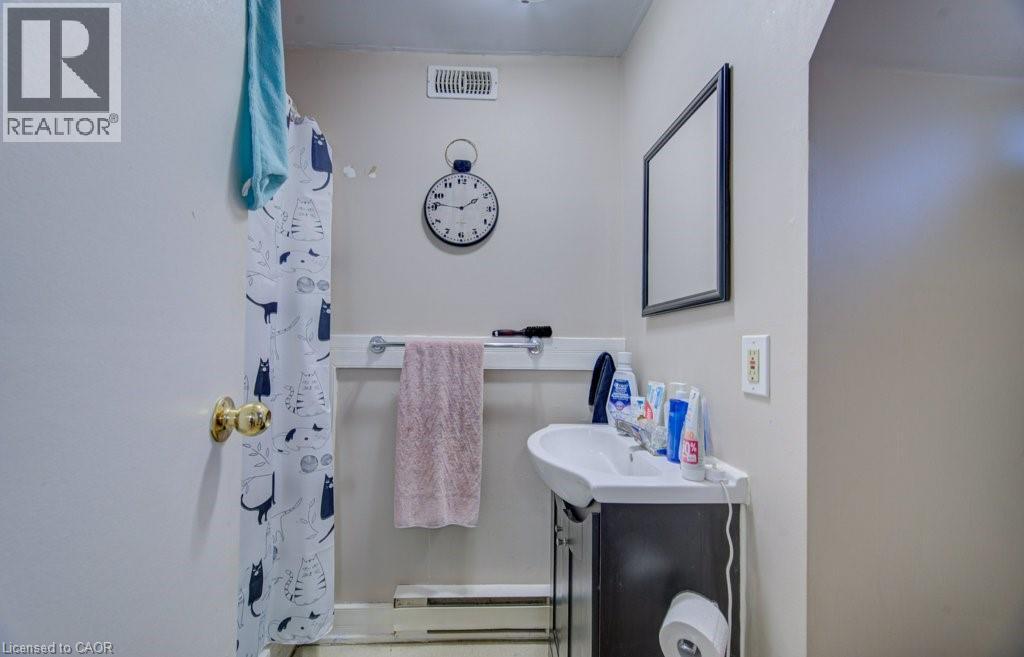 133 Darling Street, Brantford, Ontario  N3T 2L1 - Photo 37 - 40811220