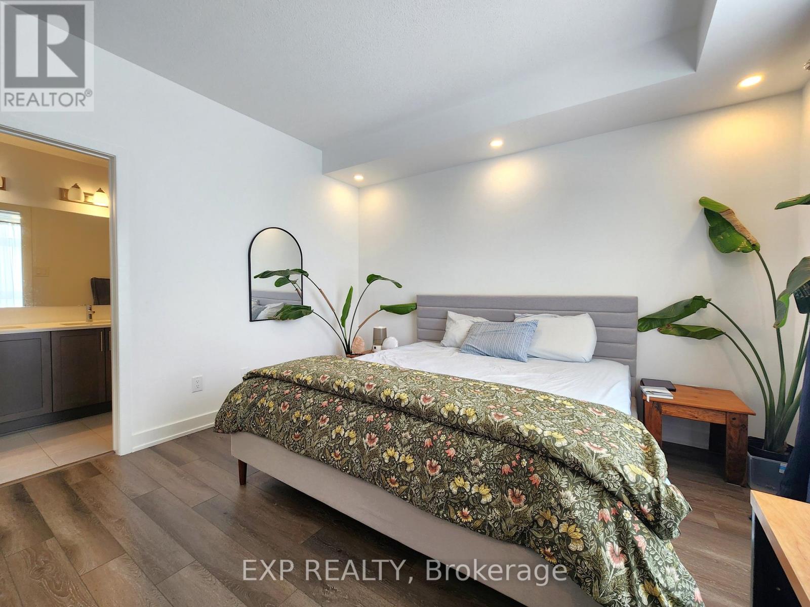 I - 380 Rolling Meadows Crescent, Ottawa, Ontario  K1W 0A7 - Photo 15 - X12856076