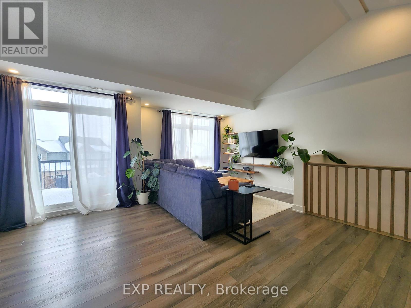 I - 380 Rolling Meadows Crescent, Ottawa, Ontario  K1W 0A7 - Photo 6 - X12856076