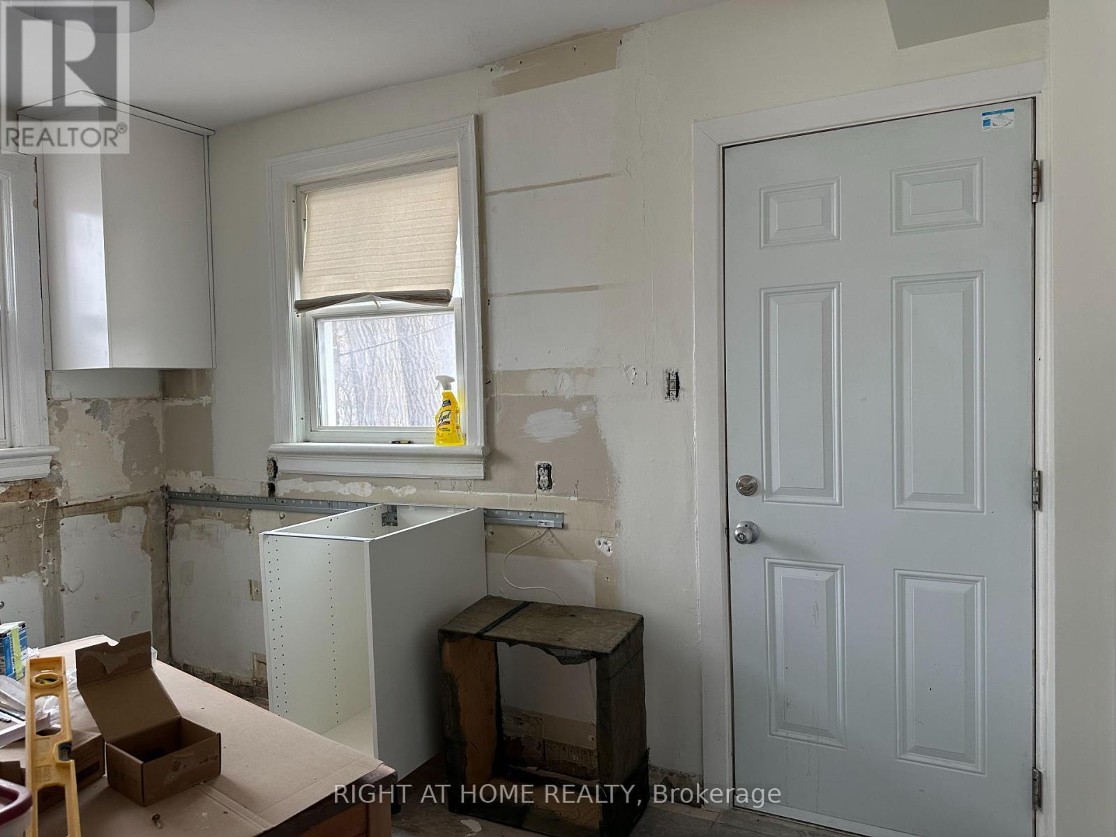 55 Glendale Avenue S, Ottawa, Ontario  K1S 1W3 - Photo 8 - X12873522