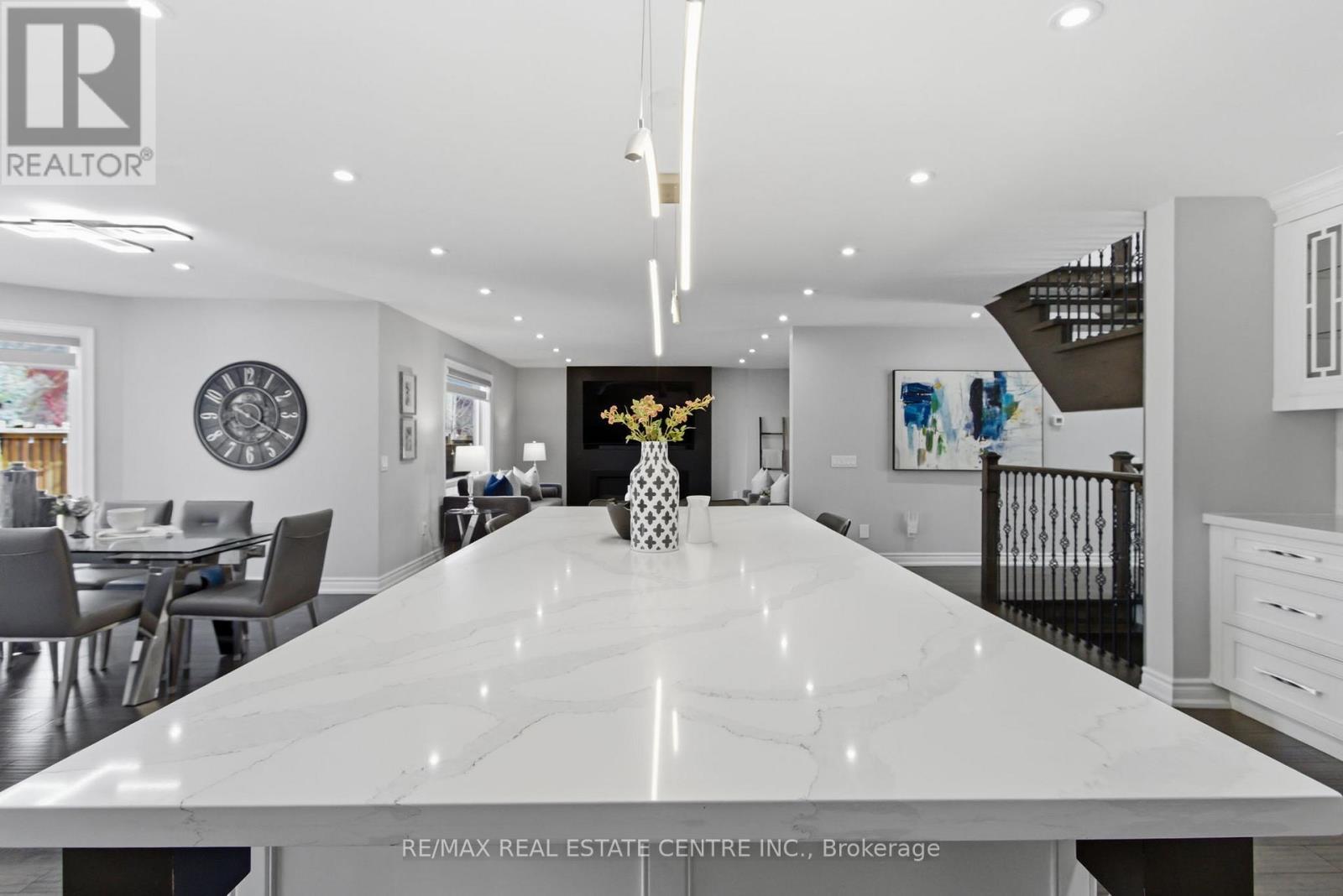 5121 Creditview Road, Mississauga, Ontario  L5V 1R8 - Photo 12 - W12876846