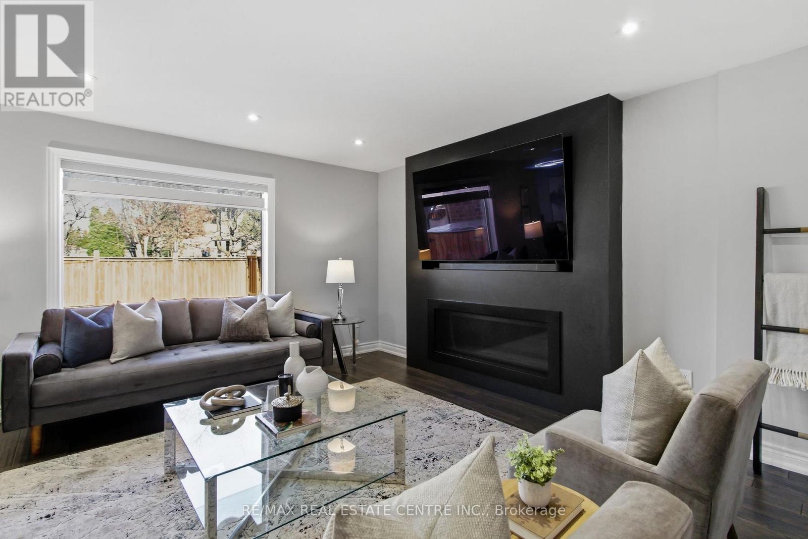 5121 Creditview Road, Mississauga, Ontario  L5V 1R8 - Photo 17 - W12876846