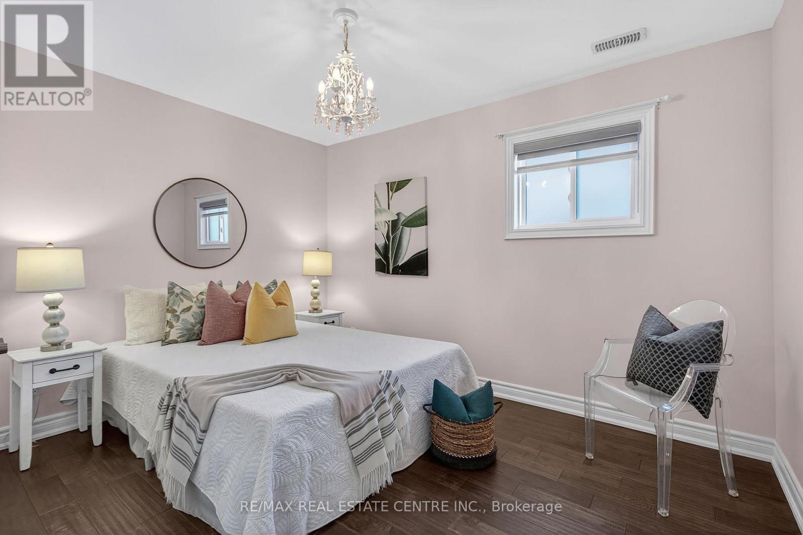 5121 Creditview Road, Mississauga, Ontario  L5V 1R8 - Photo 32 - W12876846