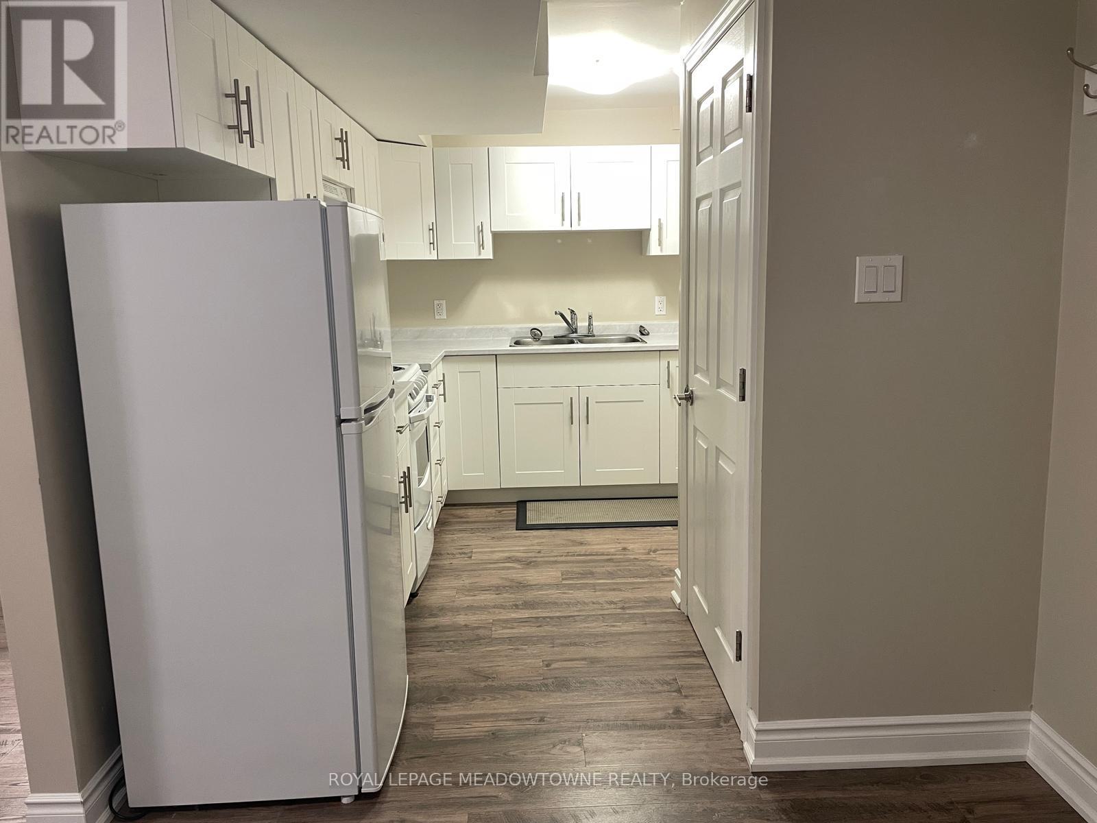 Bsmt - 513 Beaver Court, Milton (Tm Timberlea), Ontario  L9T 4A7 - Photo 4 - W12876852