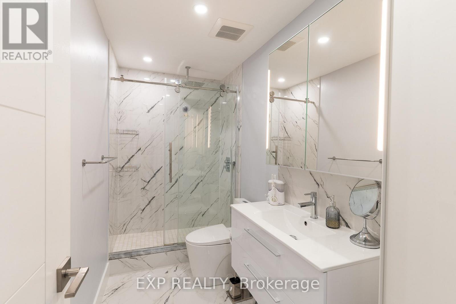 8 - 1500 Grazia Court, Mississauga (Rathwood), Ontario  L4W 4Z9 - Photo 21 - W12876880