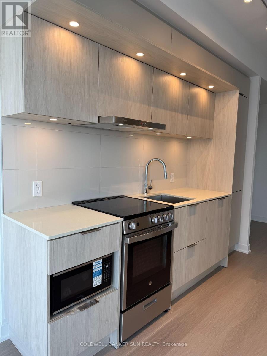 1812 - 448 Burnhamthorpe Road W, Mississauga (City Centre), Ontario  L5B 0R4 - Photo 19 - W12876886