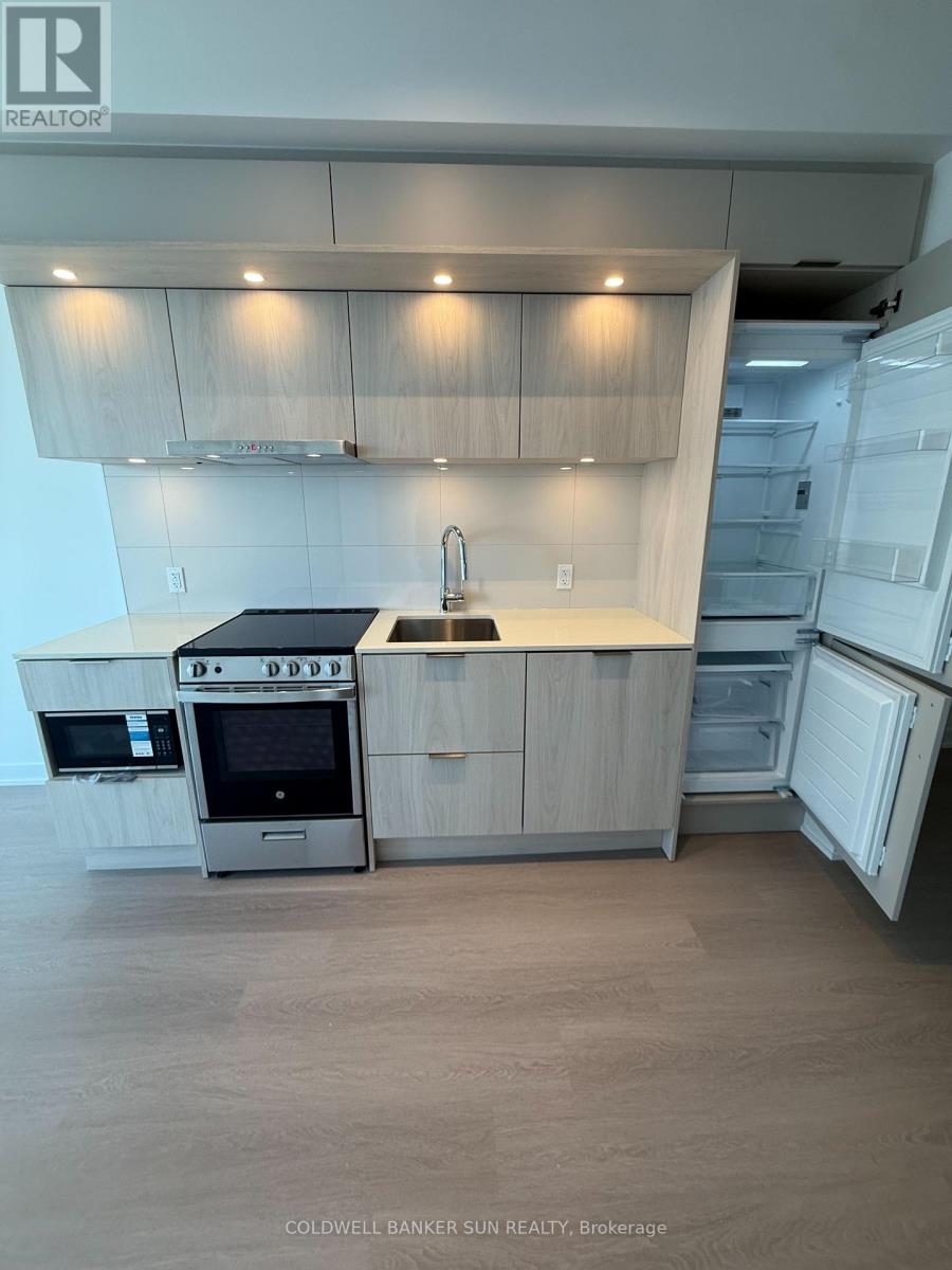 1812 - 448 Burnhamthorpe Road W, Mississauga (City Centre), Ontario  L5B 0R4 - Photo 24 - W12876886