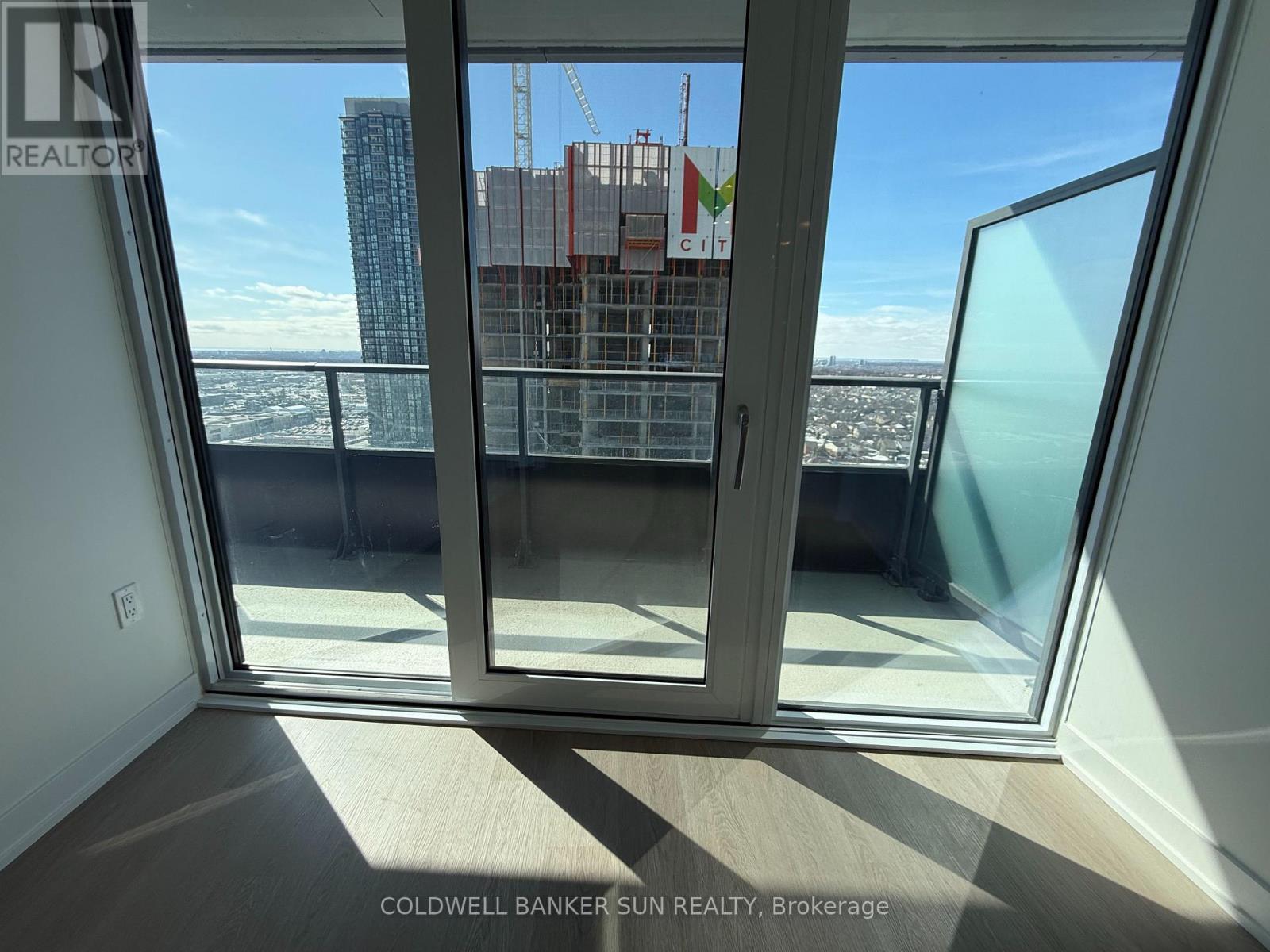 1812 - 448 Burnhamthorpe Road W, Mississauga (City Centre), Ontario  L5B 0R4 - Photo 27 - W12876886