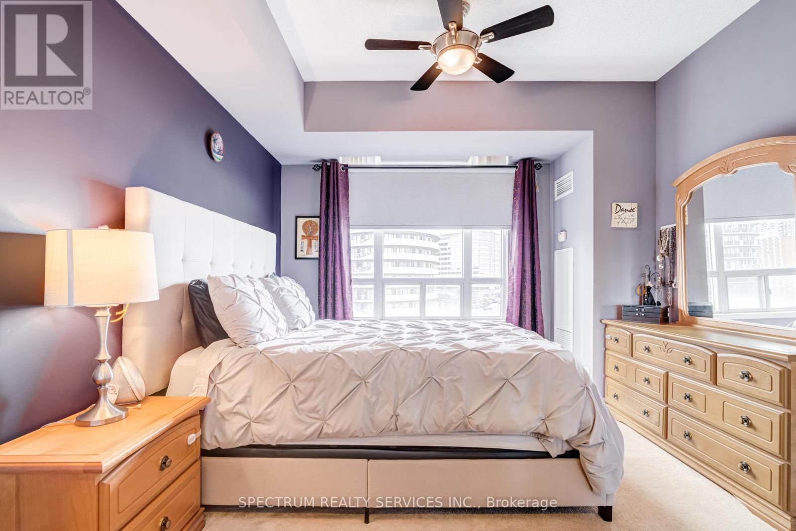 709 - 80 Absolute Avenue, Mississauga (City Centre), Ontario  L4G 7Z3 - Photo 19 - W12876904