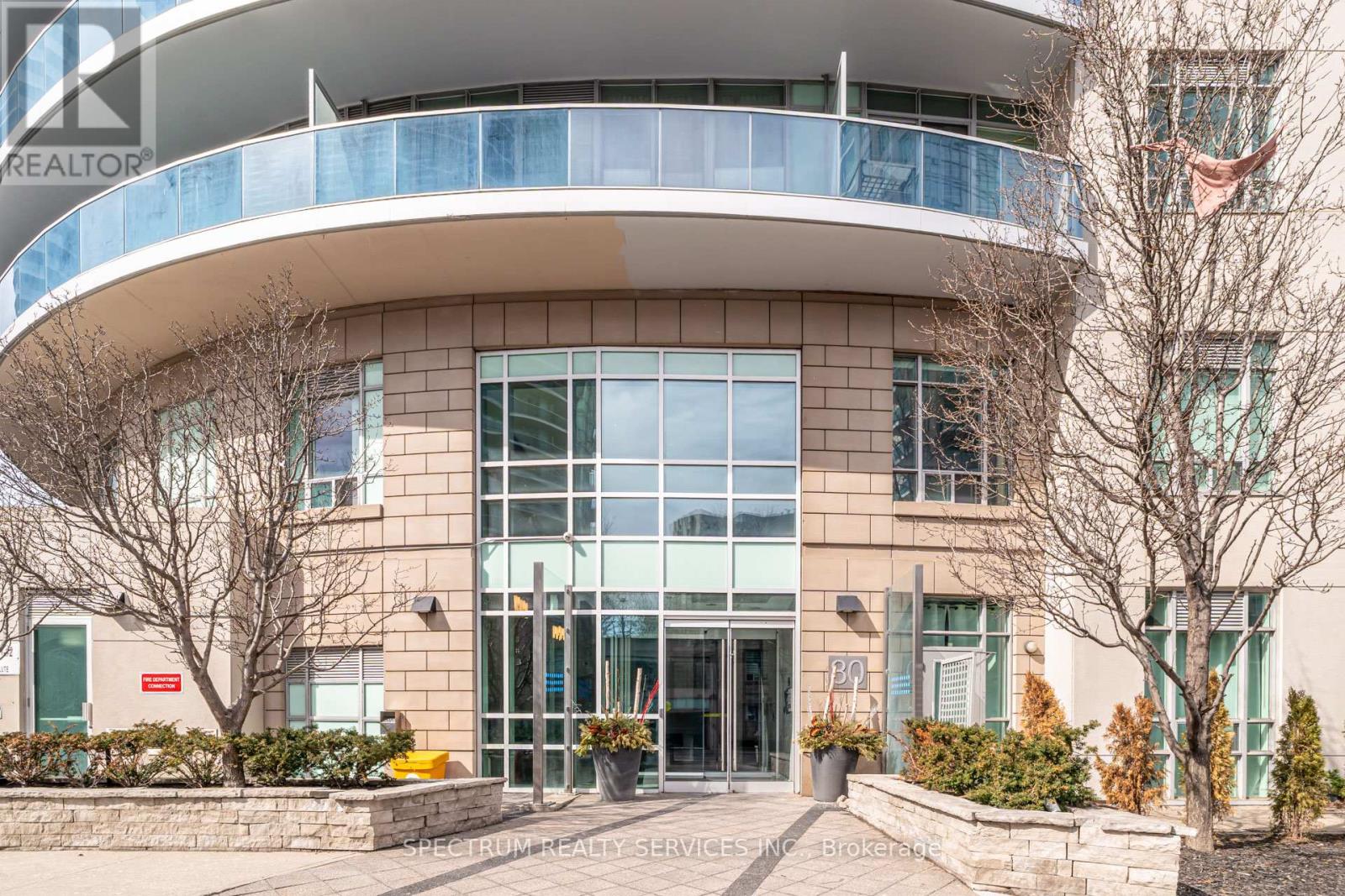 709 - 80 Absolute Avenue, Mississauga (City Centre), Ontario  L4G 7Z3 - Photo 2 - W12876904