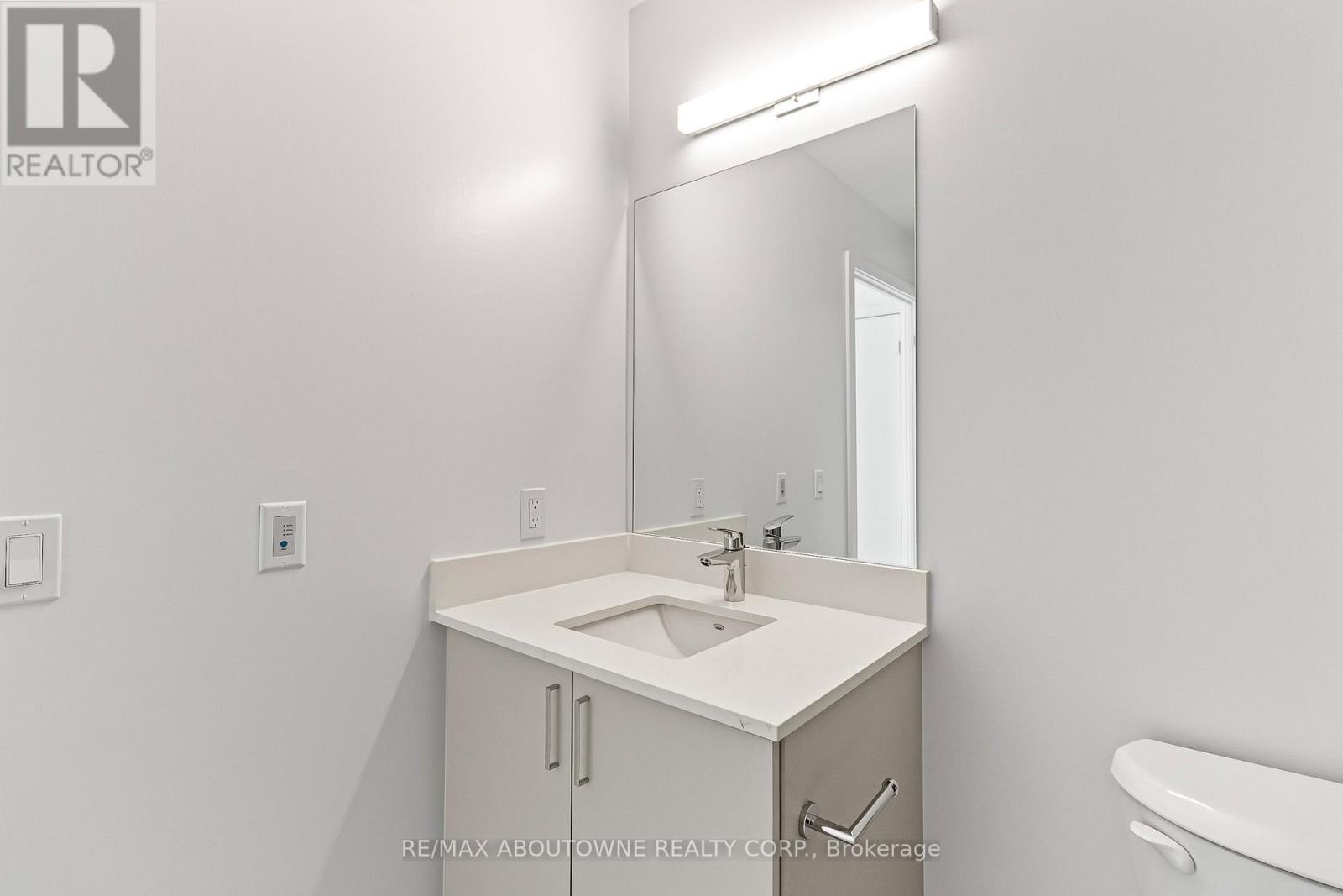 150 - 1005 Dundas Street E, Oakville (Jm Joshua Meadows), Ontario  L6H 8C7 - Photo 27 - W12876906