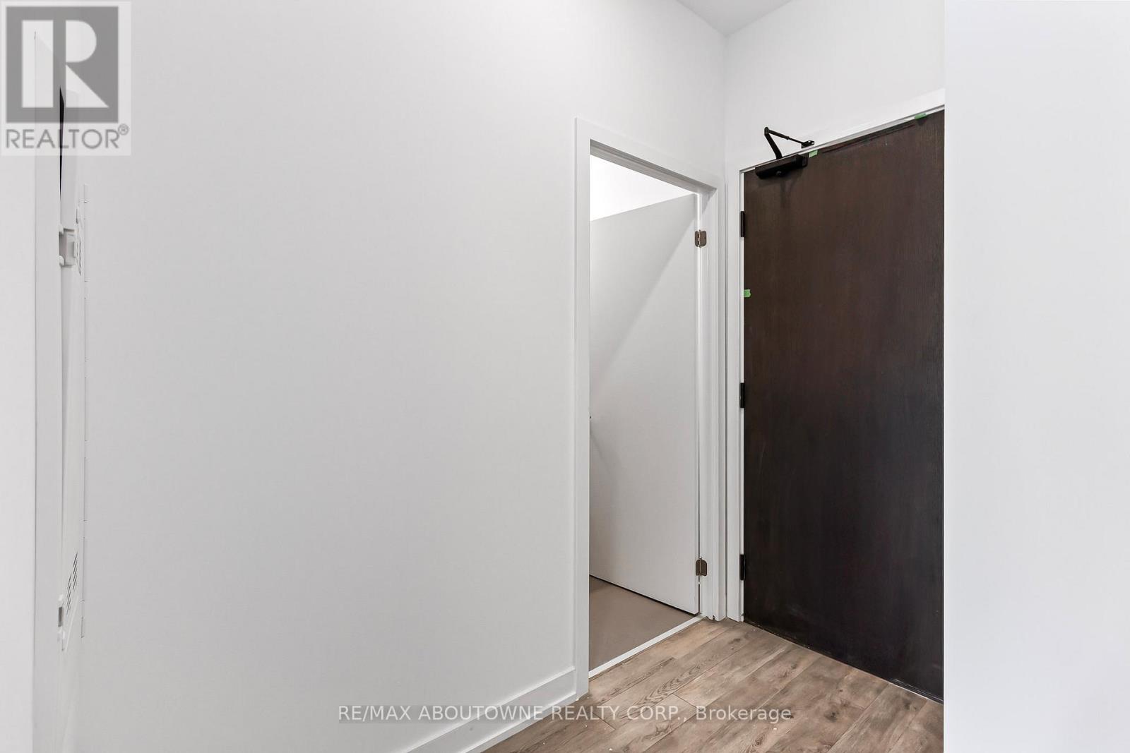 150 - 1005 Dundas Street E, Oakville (Jm Joshua Meadows), Ontario  L6H 8C7 - Photo 6 - W12876906