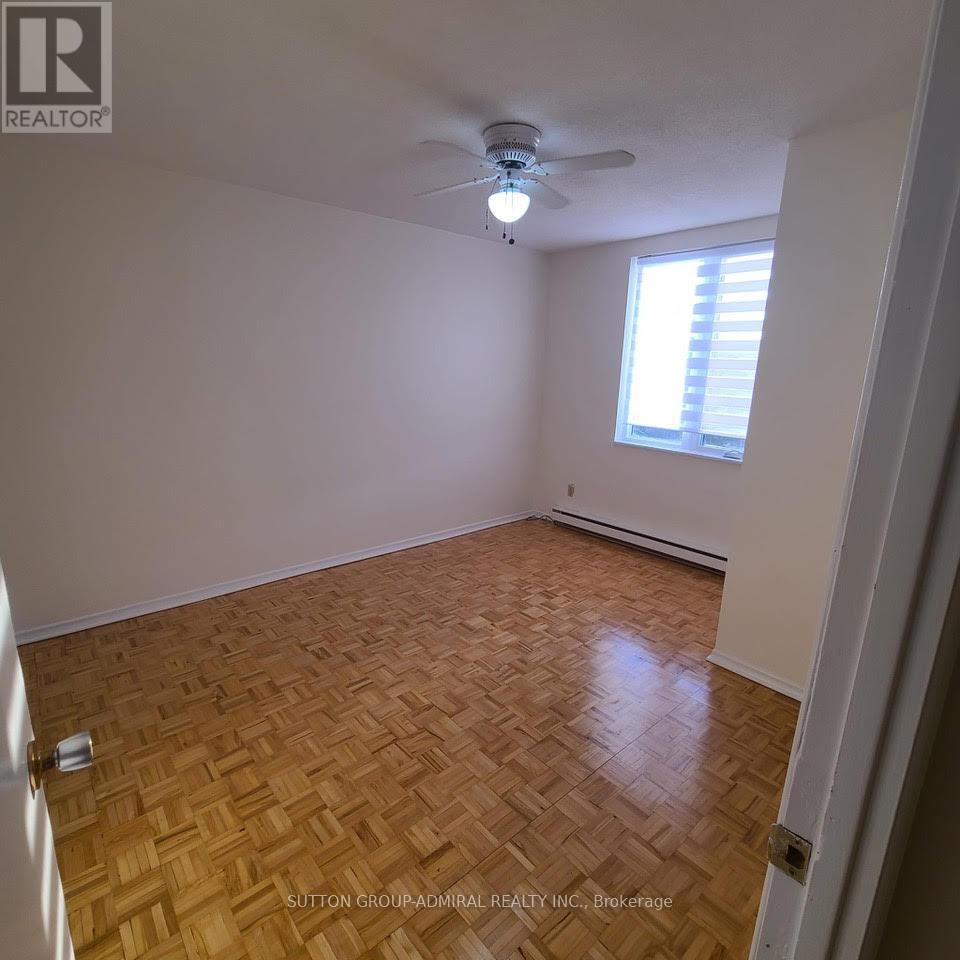 #1 - 5128a Dundas Street W, Toronto, Ontario  M9A 1C2 - Photo 3 - W12876924