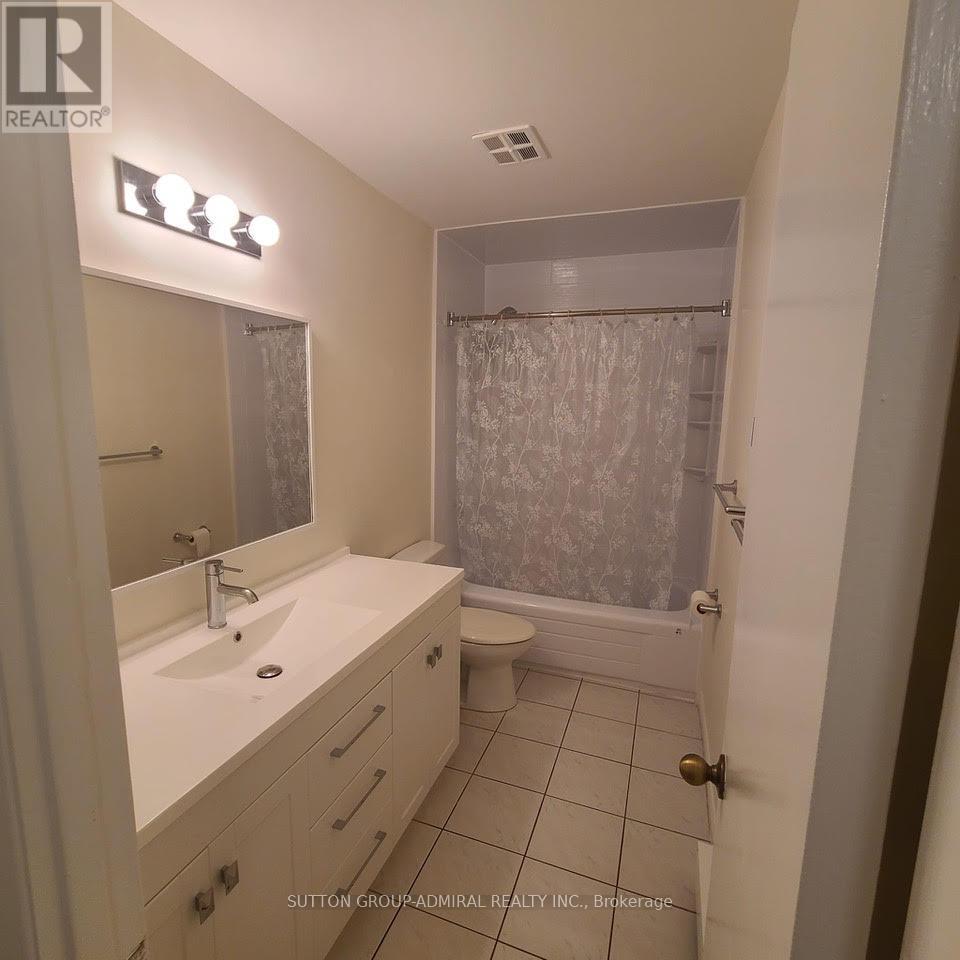 #1 - 5128a Dundas Street W, Toronto, Ontario  M9A 1C2 - Photo 6 - W12876924