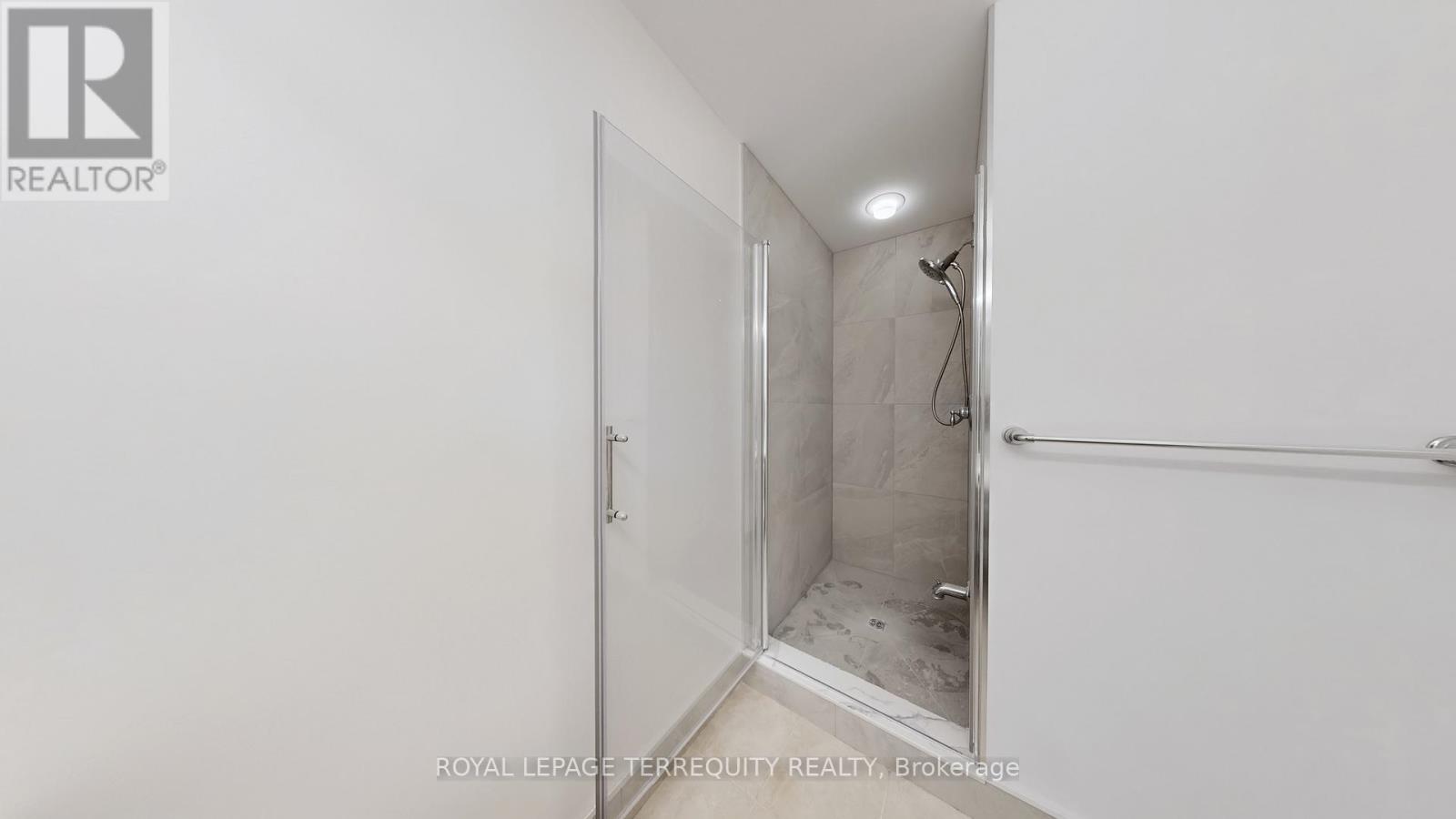 1502 - 15 Windermere Avenue, Toronto, Ontario  M6S 5A2 - Photo 19 - W12876956