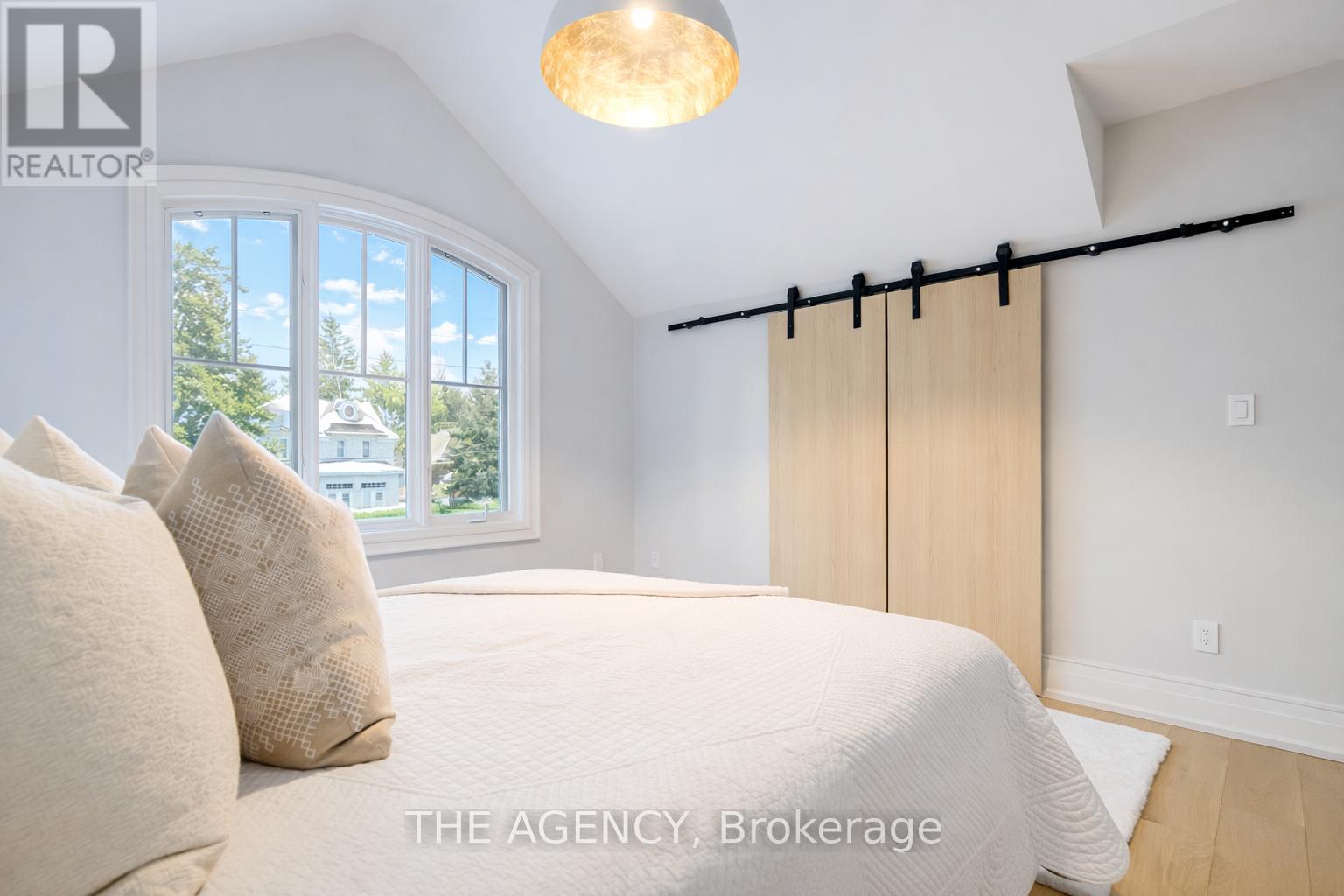 1310 Duncan Road, Oakville, Ontario  L6J 2P8 - Photo 23 - W12876980