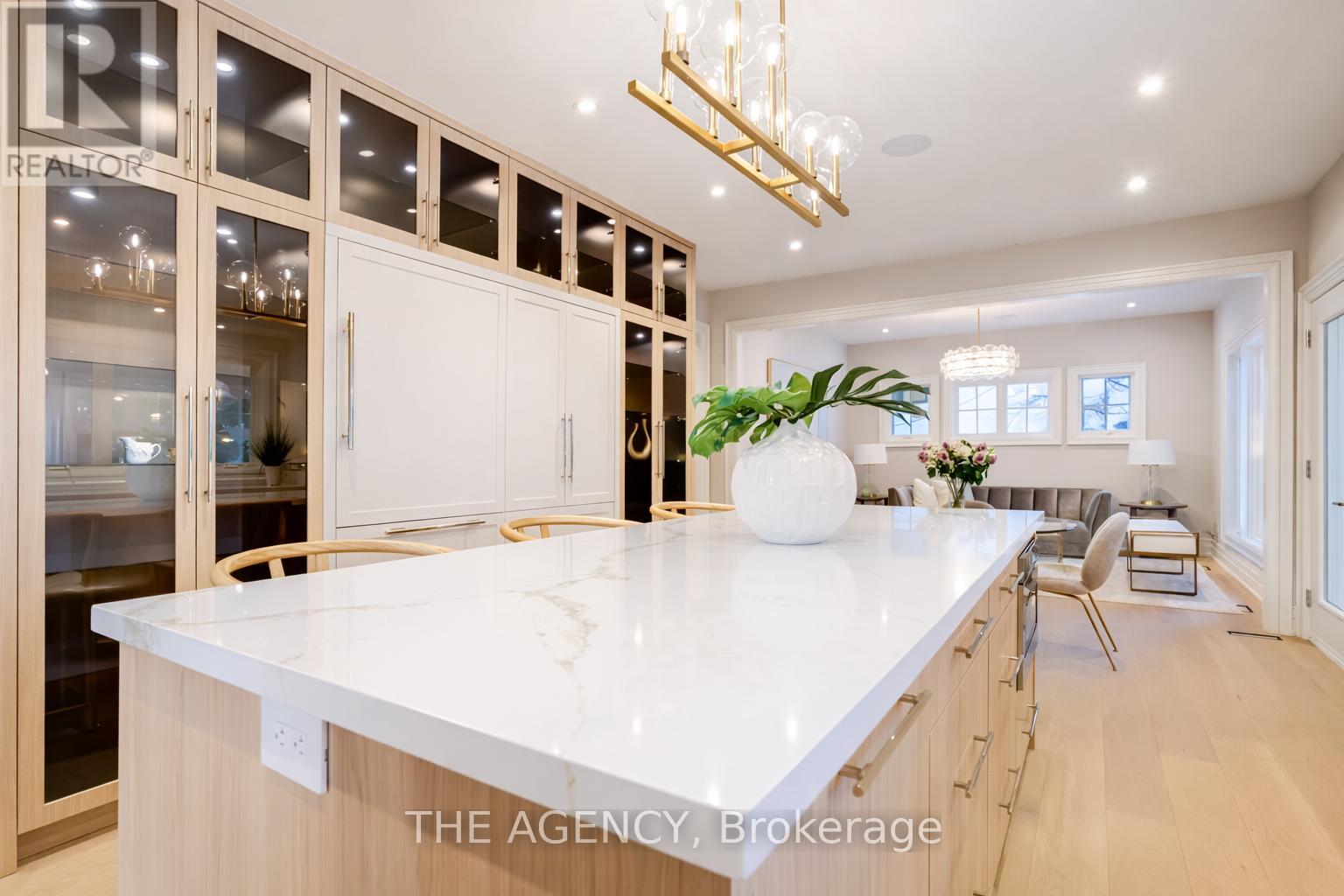 1310 Duncan Road, Oakville, Ontario  L6J 2P8 - Photo 9 - W12876980