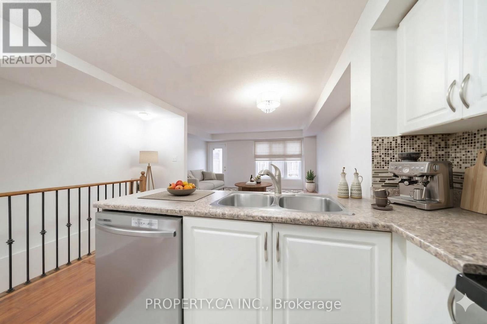 71 - 3250 Bentley Drive, Mississauga (Churchill Meadows), Ontario  L5M 0P7 - Photo 3 - W12876990