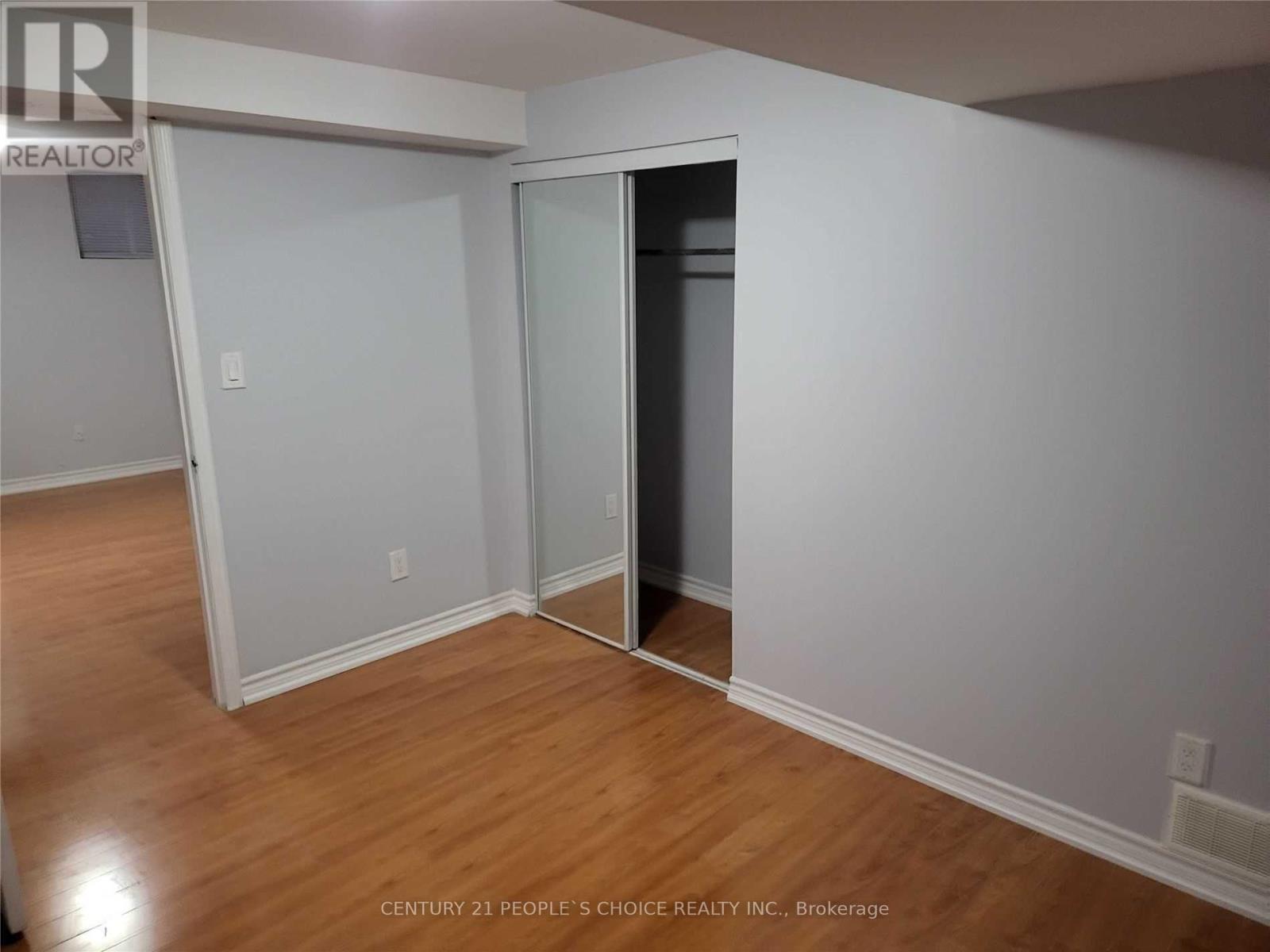 19 Freedom Oaks Trail, Brampton, Ontario  L6P 3L1 - Photo 17 - W12877102