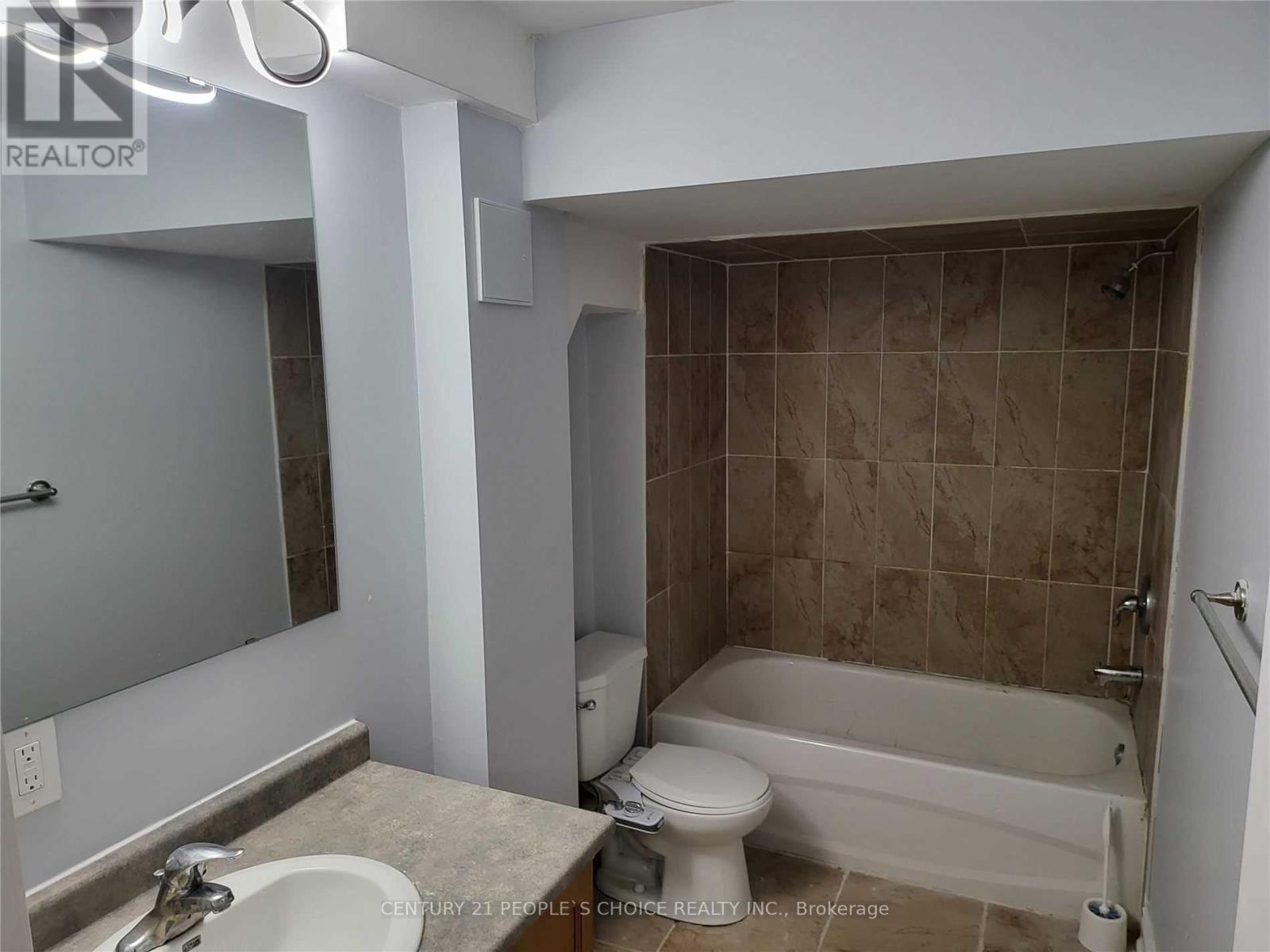 19 Freedom Oaks Trail, Brampton, Ontario  L6P 3L1 - Photo 20 - W12877102