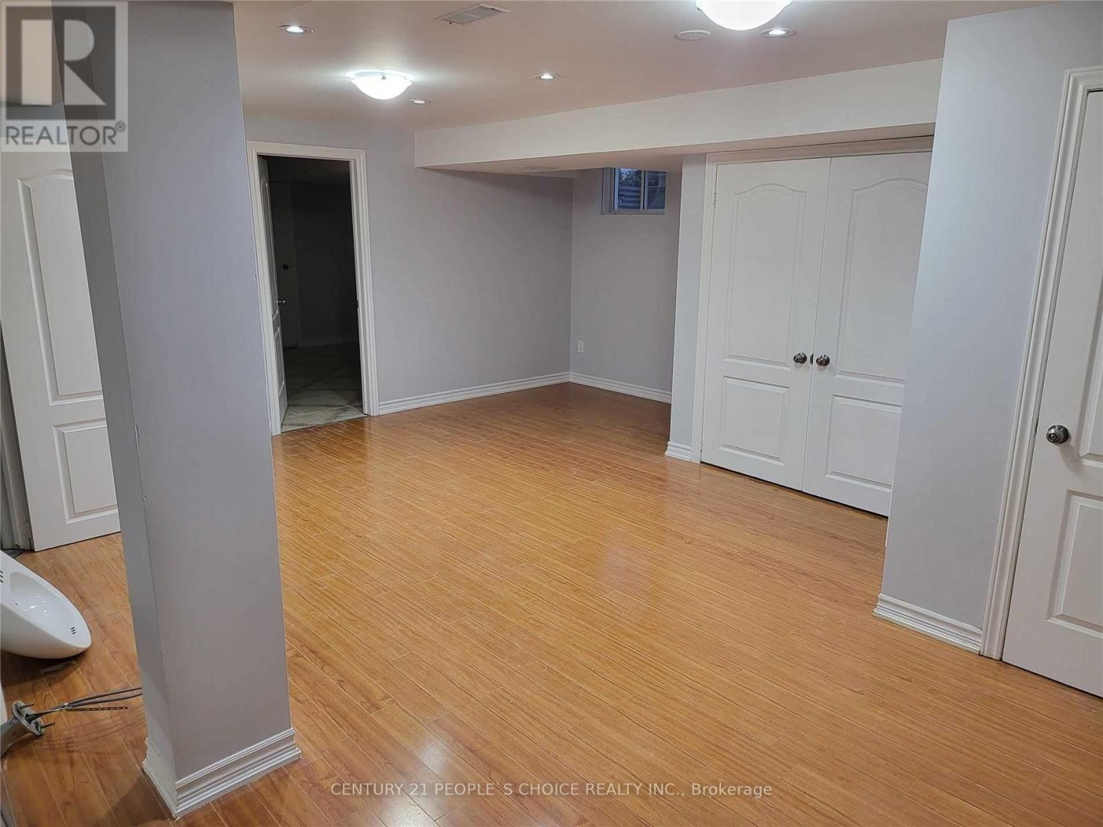 19 Freedom Oaks Trail, Brampton, Ontario  L6P 3L1 - Photo 7 - W12877102