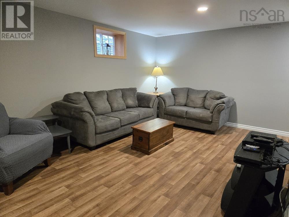 126 Sandy Place, Valley, Nova Scotia  B6L 4G2 - Photo 31 - 202604459