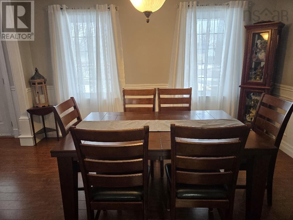 126 Sandy Place, Valley, Nova Scotia  B6L 4G2 - Photo 6 - 202604459